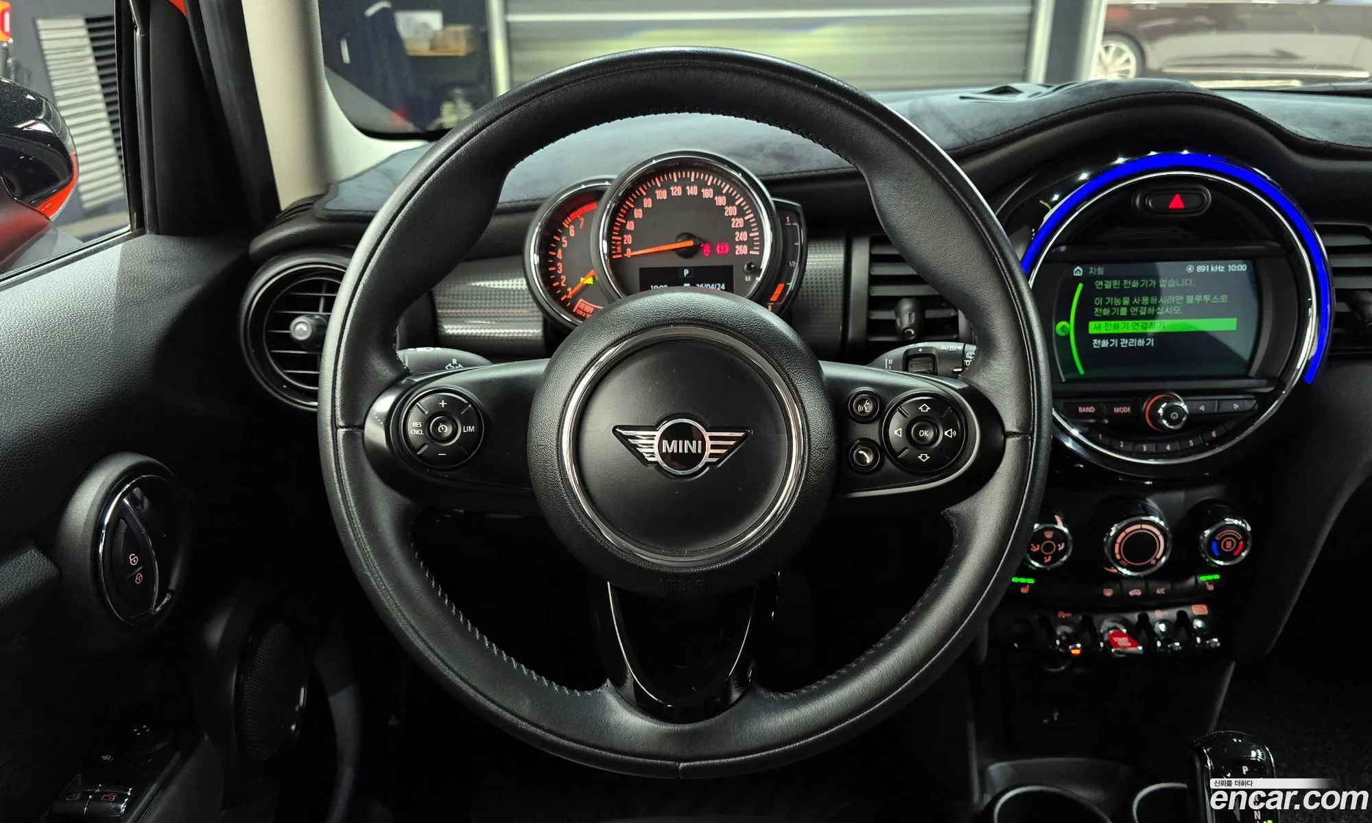 Mini Cooper 2021 WMWXV7102M2N42571 — 28