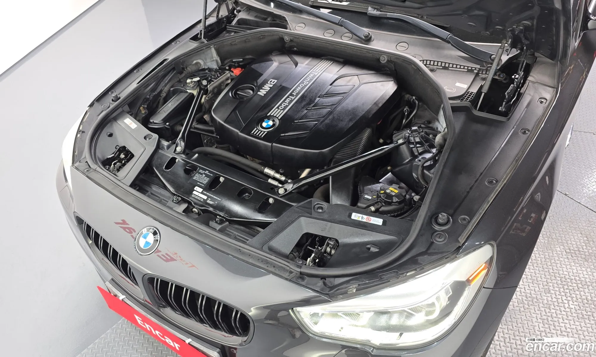 BMW 5 Series GT 2016 WBA5N2104GG267464 — 4