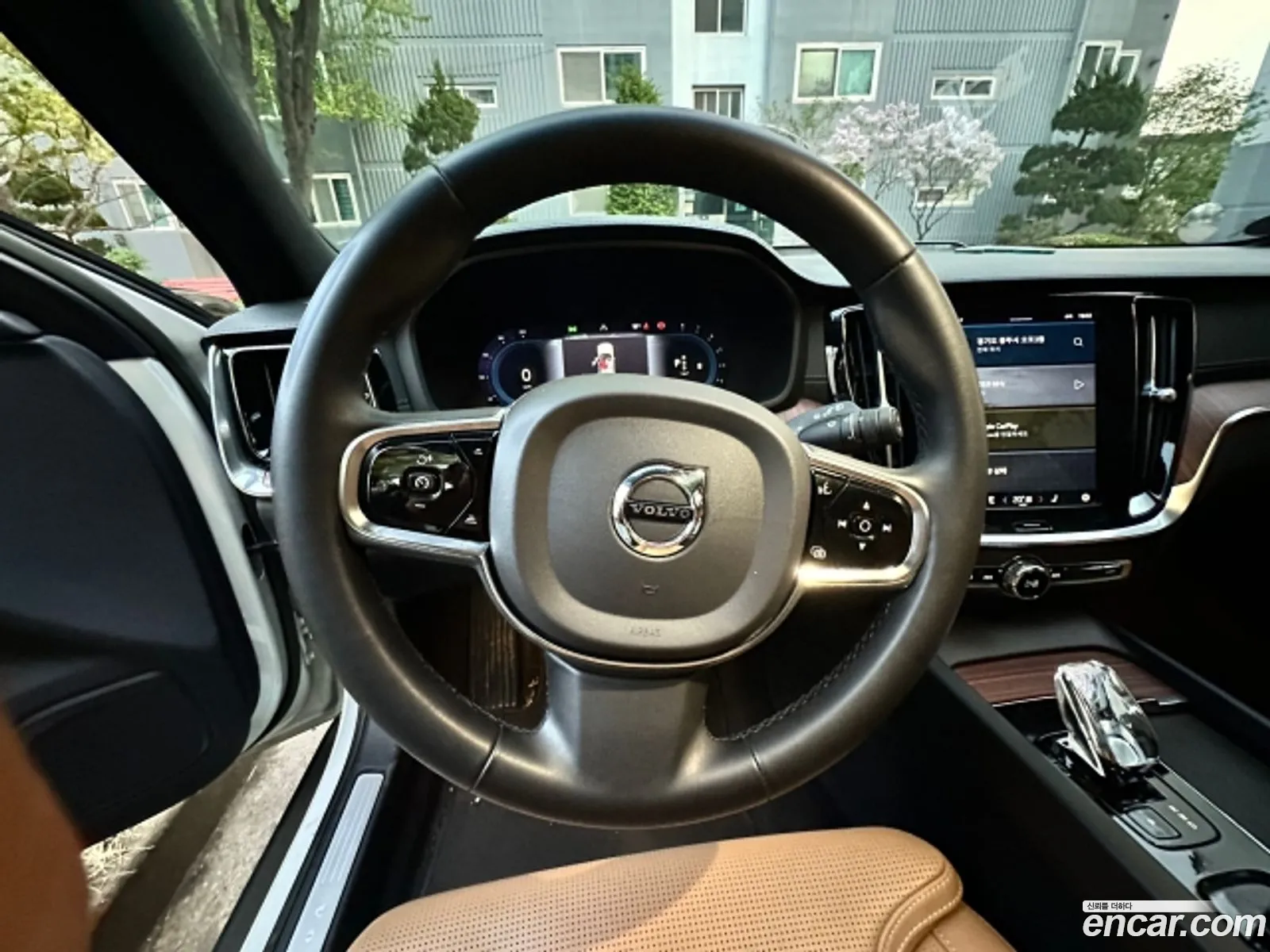 Volvo V60 Cross Country 2023 — 9