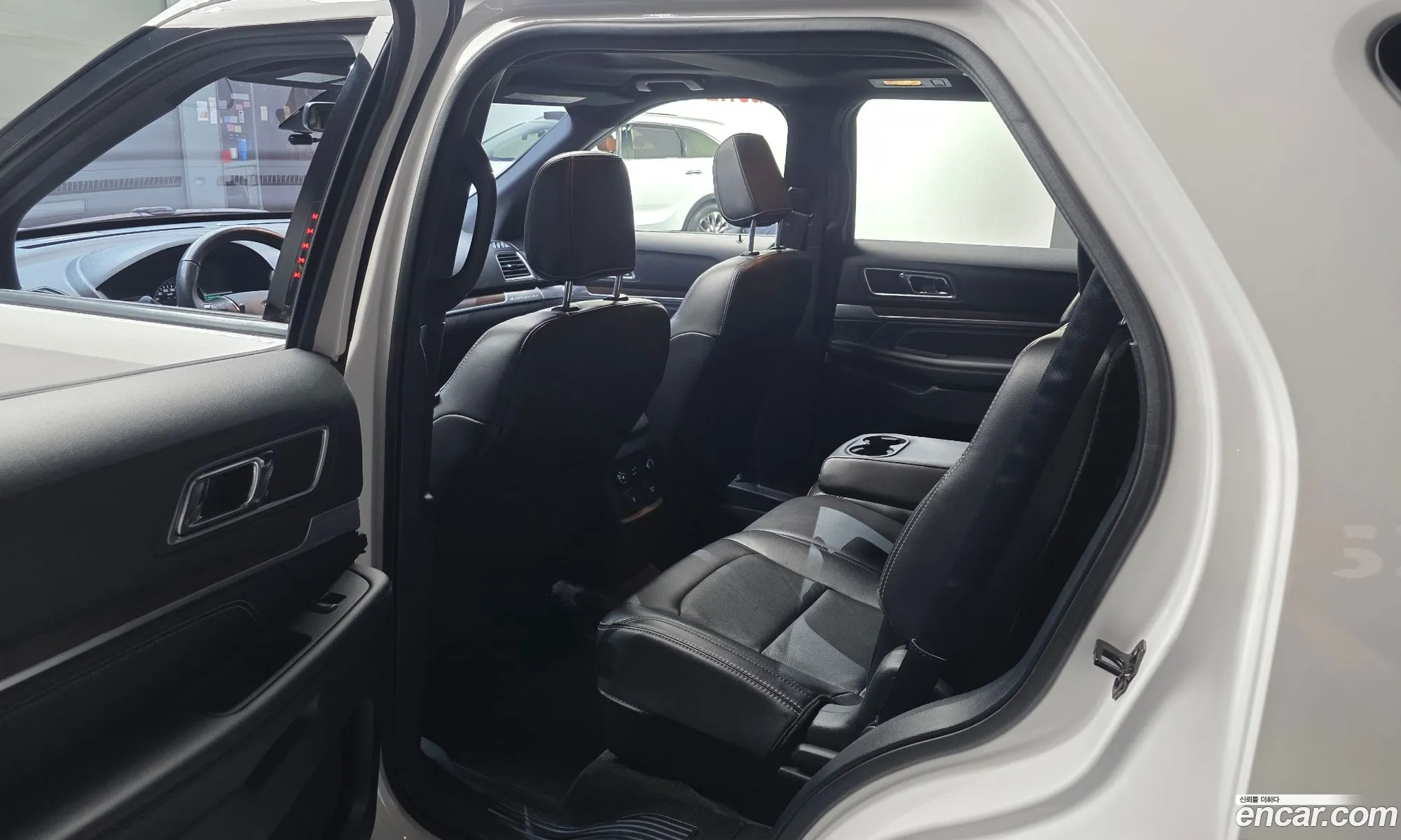 Ford Explorer 2018 — 15