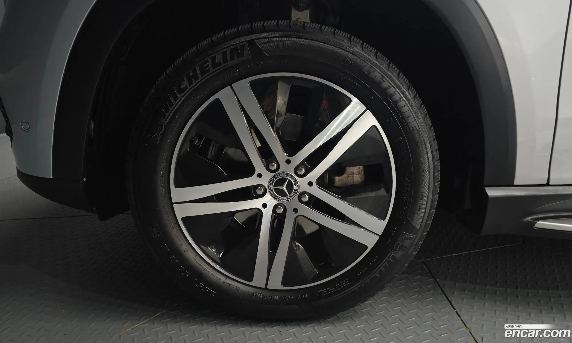 Mercedes-Benz GLE-Class W167 2019 — 23