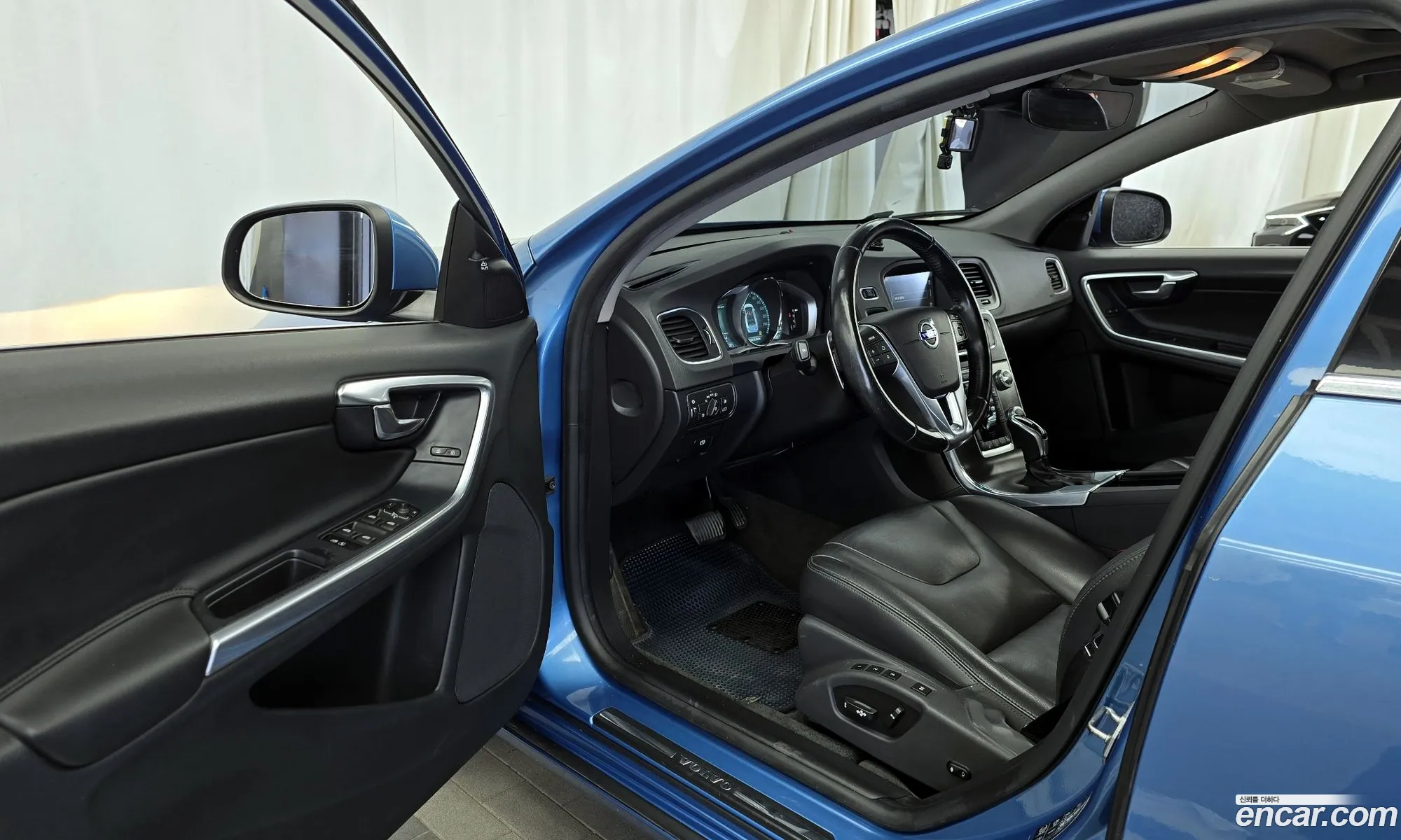 Volvo S60 2015 YV1FS84BBF2358350 — 4