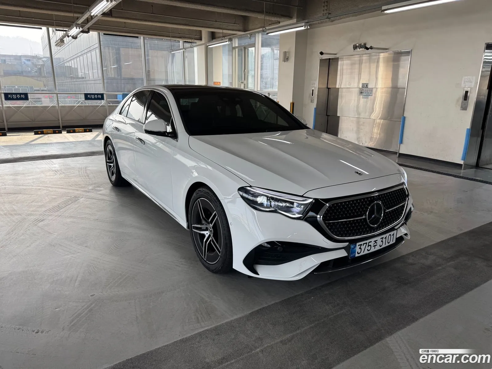 Mercedes-Benz E-Class W214 2025 — 9