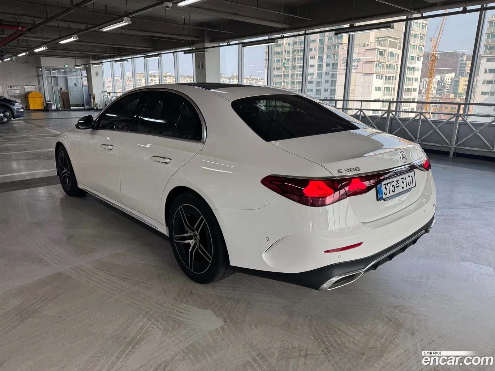 Mercedes-Benz E-Class W214 2025 — 5