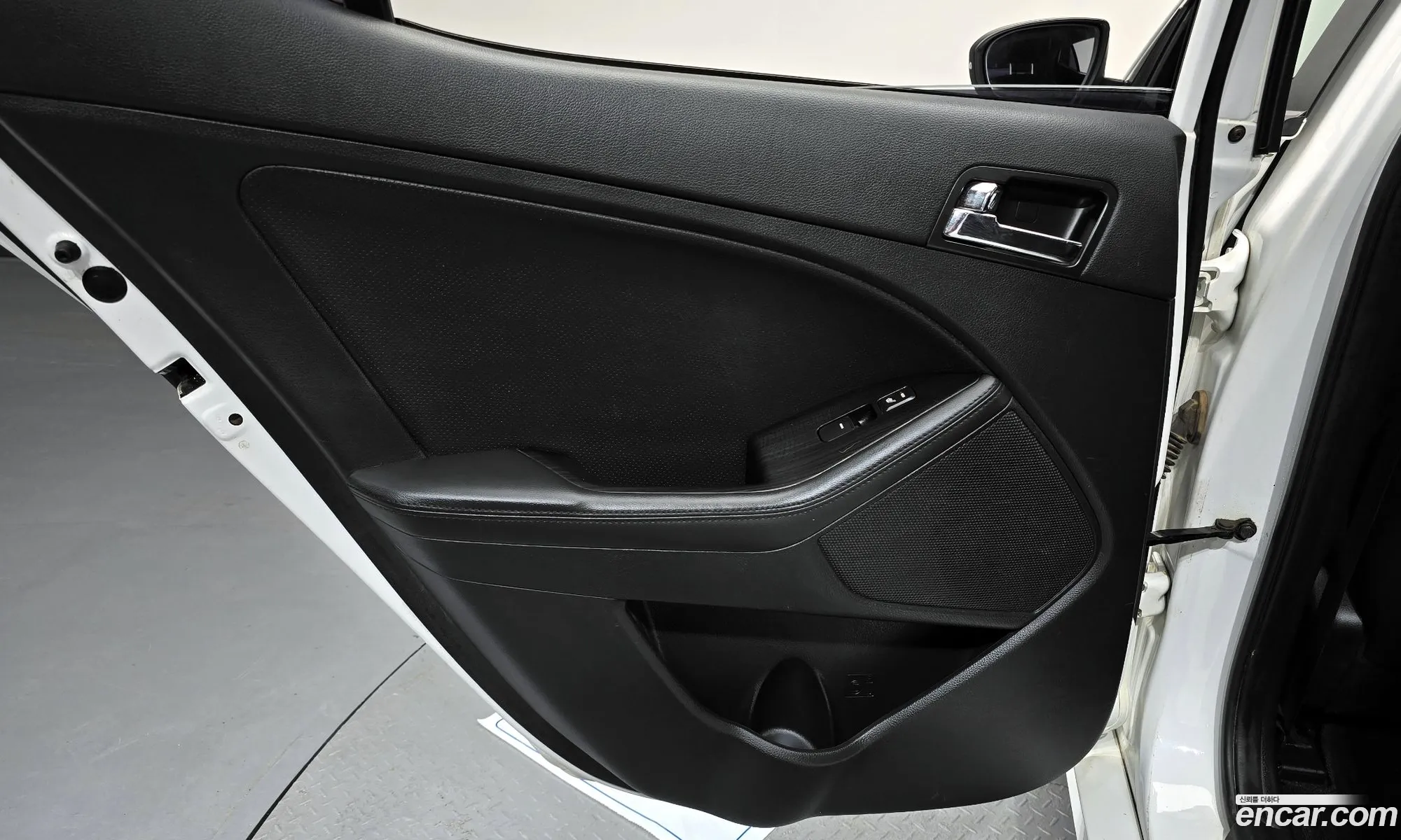 Kia K5 2013 — 26