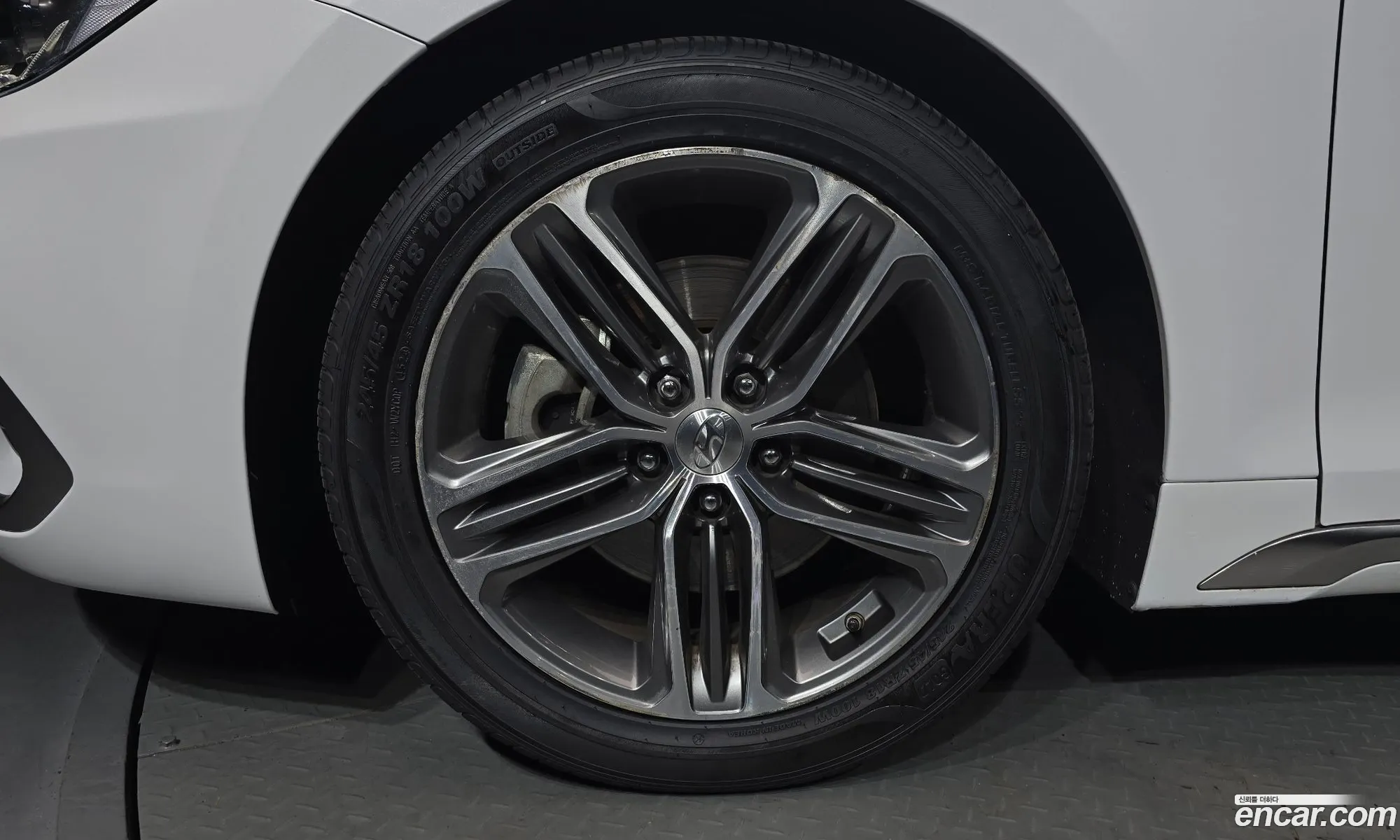 Hyundai Grandeur IG 2017 — 16