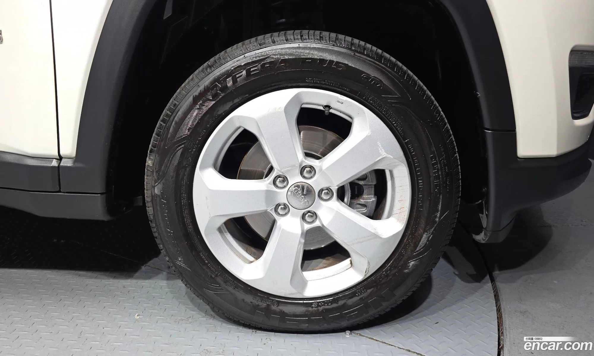 Jeep Compass 2018 3C4NJDBB3JT394087 — 12
