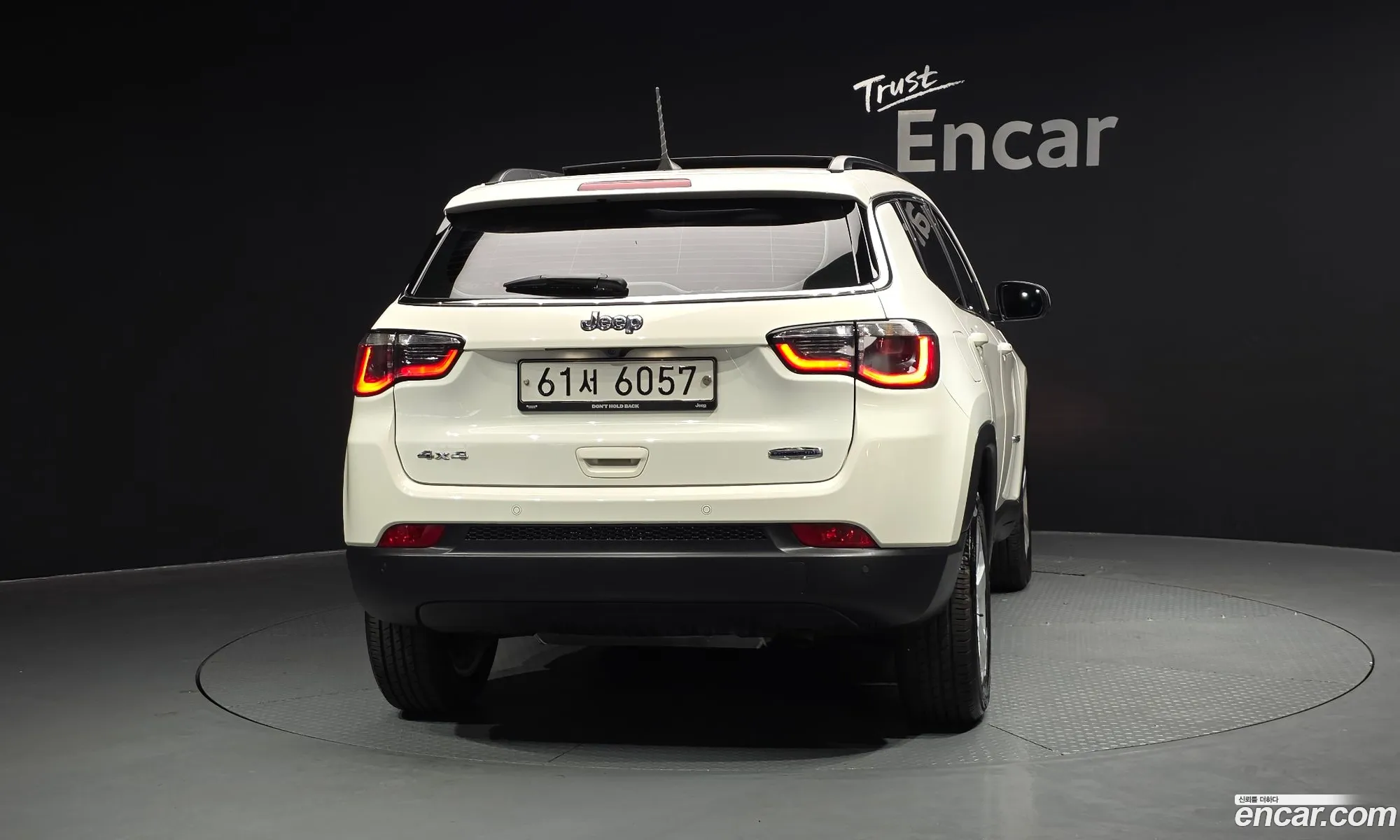 Jeep Compass 2018 3C4NJDBB3JT394087 — 13