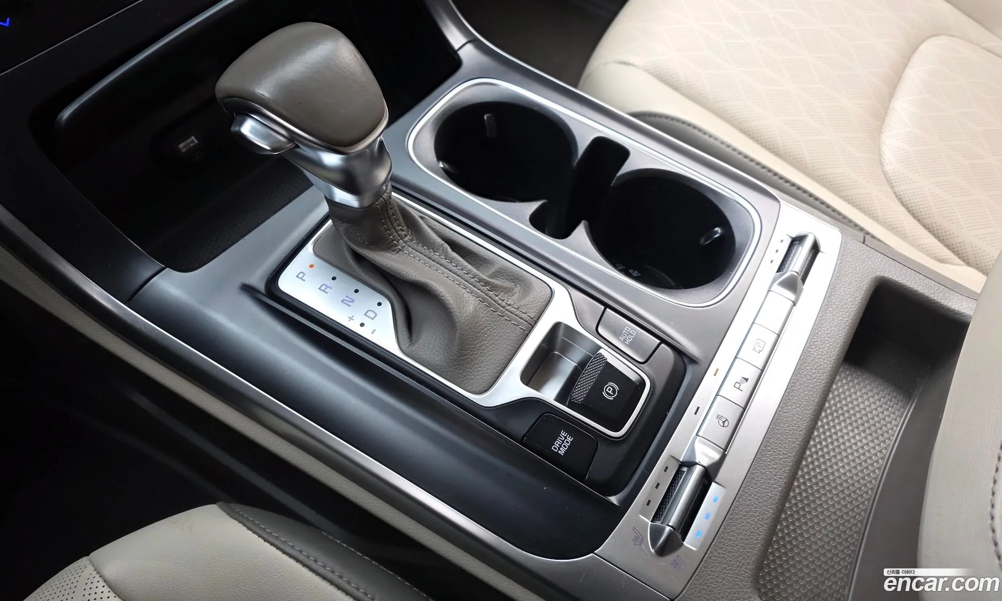 Kia Carnival 2020 — 25