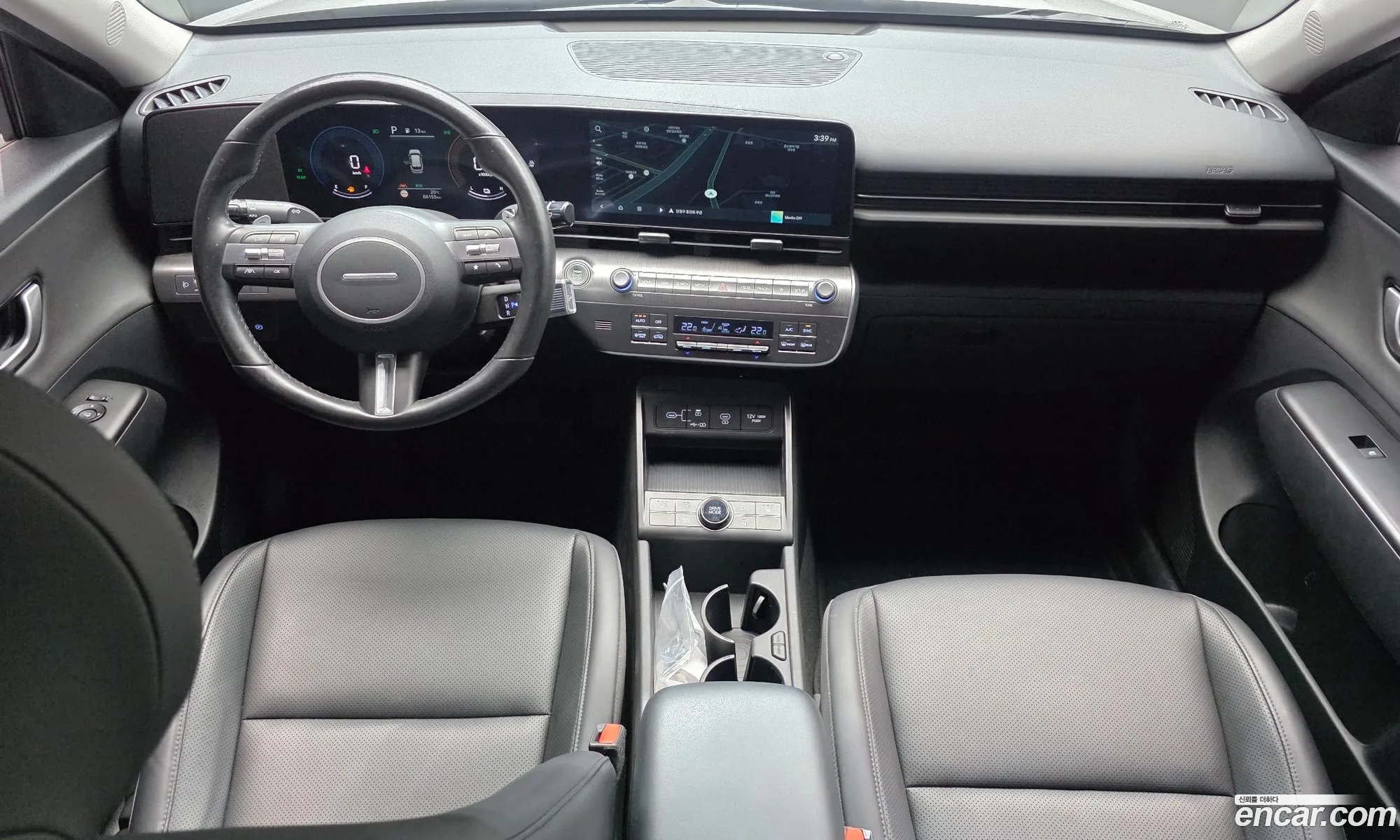 Hyundai Kona Hybrid 2023 — 12