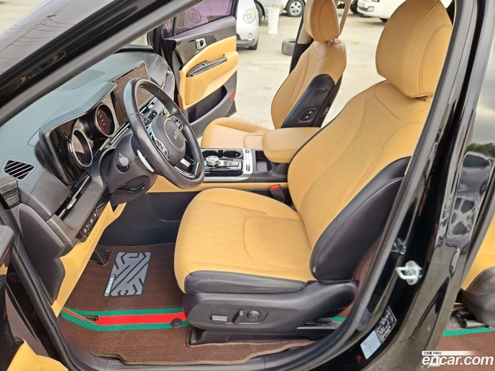 Kia Carnival 2021 — 15