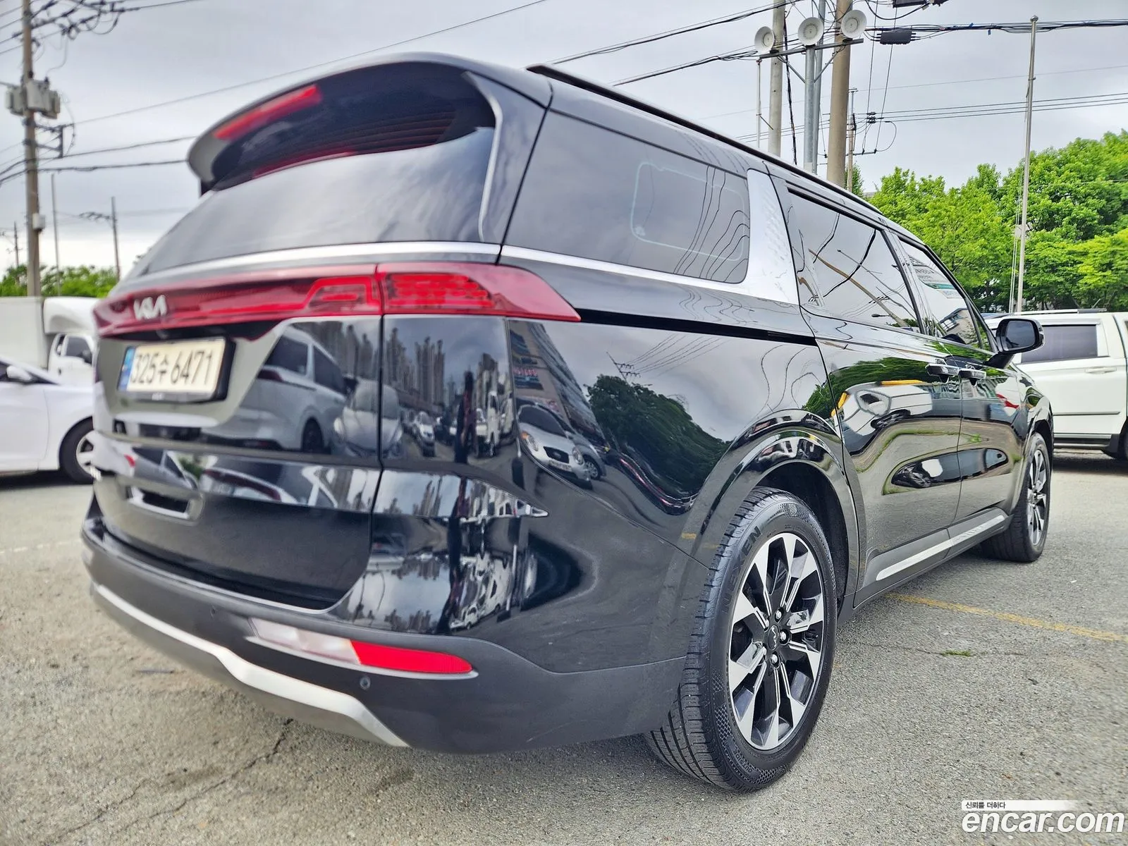 Kia Carnival 2021 — 11