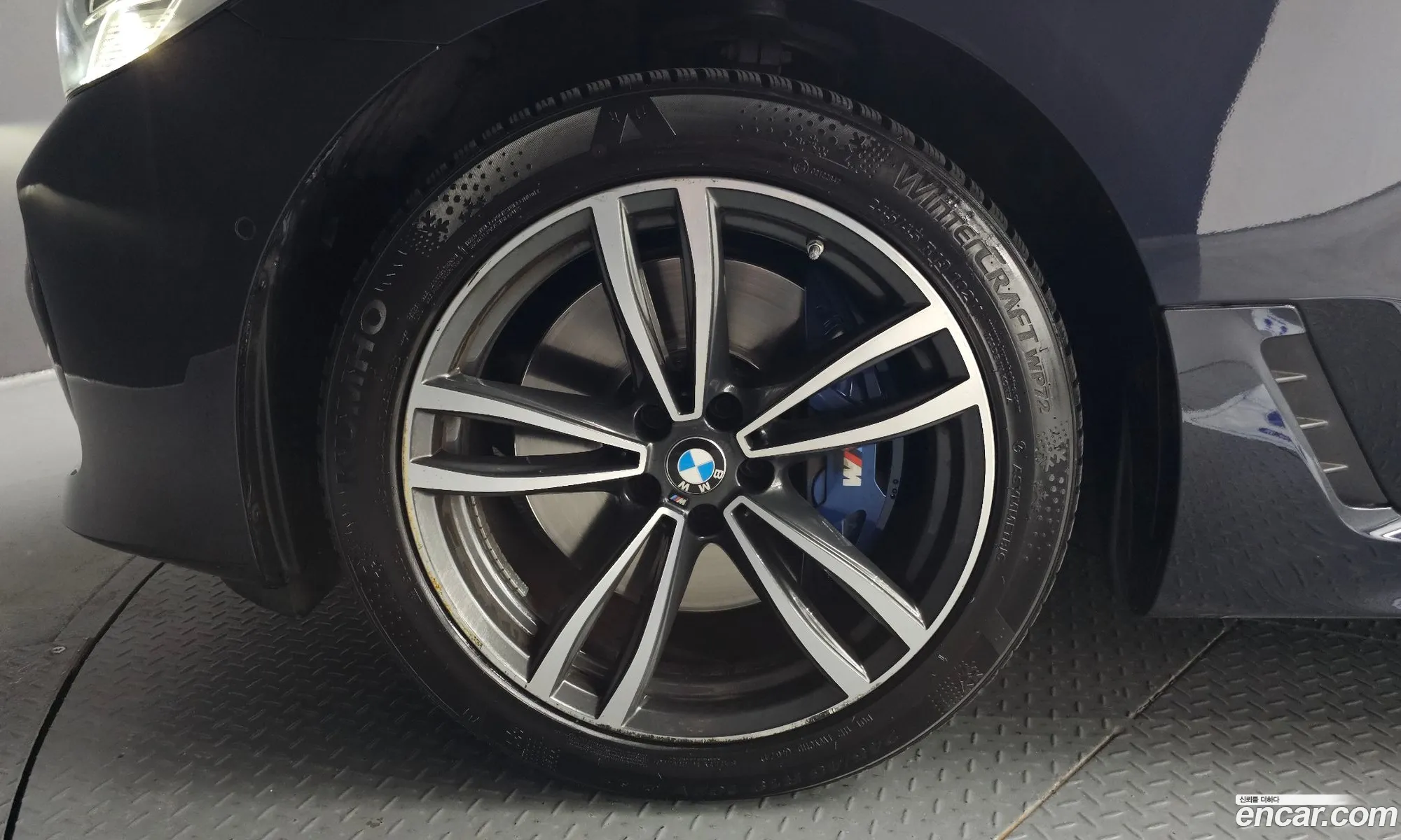 BMW 6 Series GT 2020 WBA61CC00MCF11314 — 14
