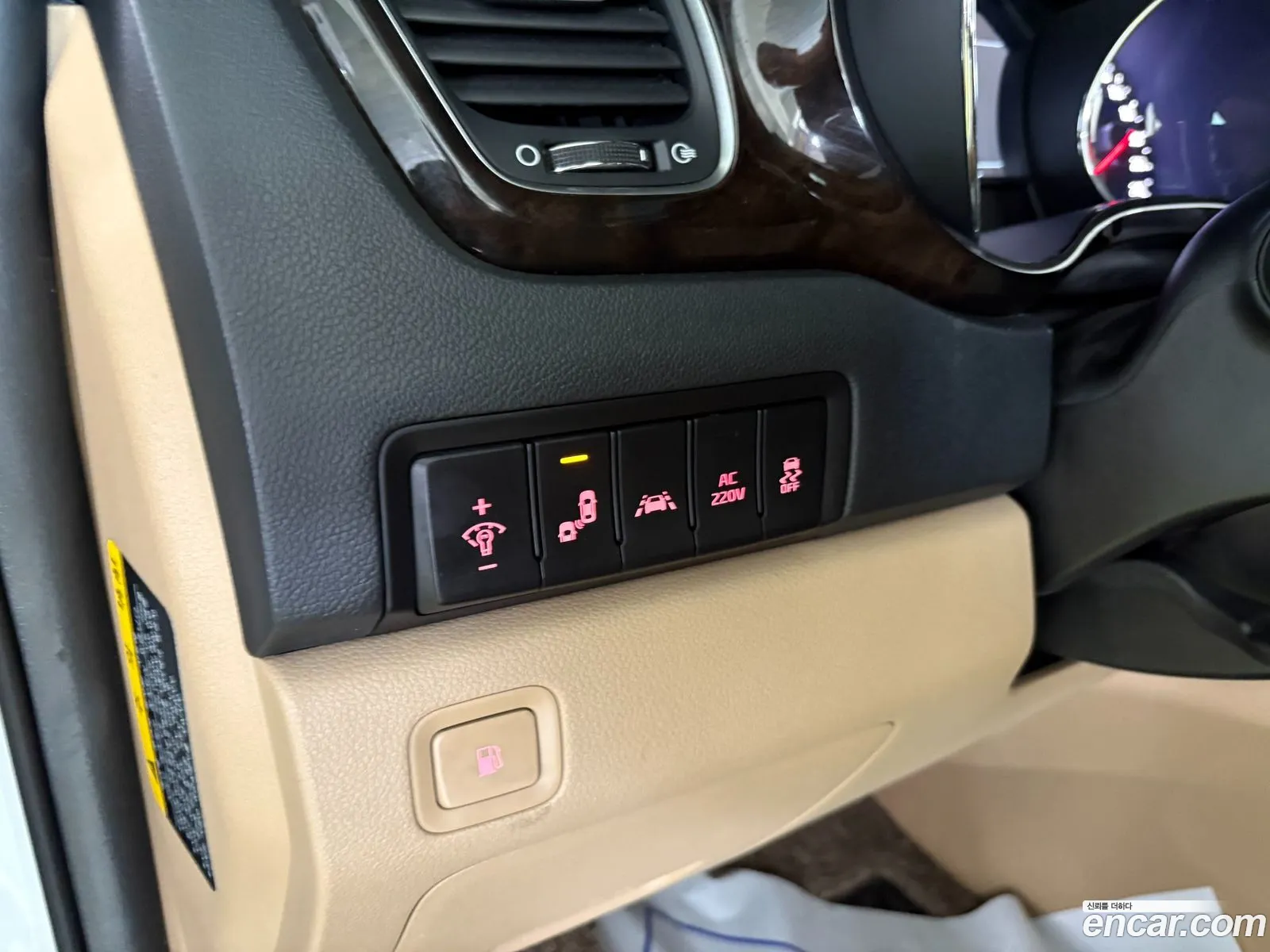Kia Carnival 2018 — 12