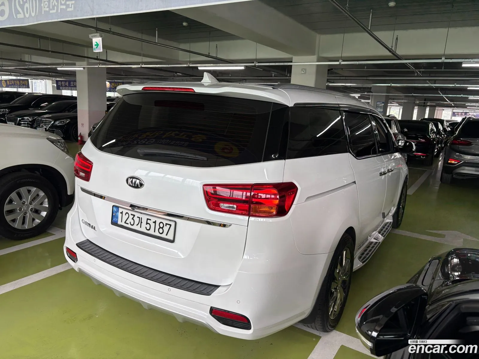 Kia Carnival 2018 — 2