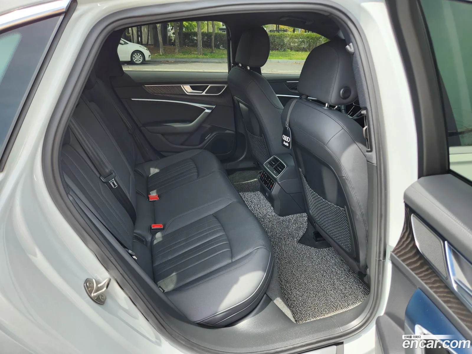 Audi A6 2021 — 5
