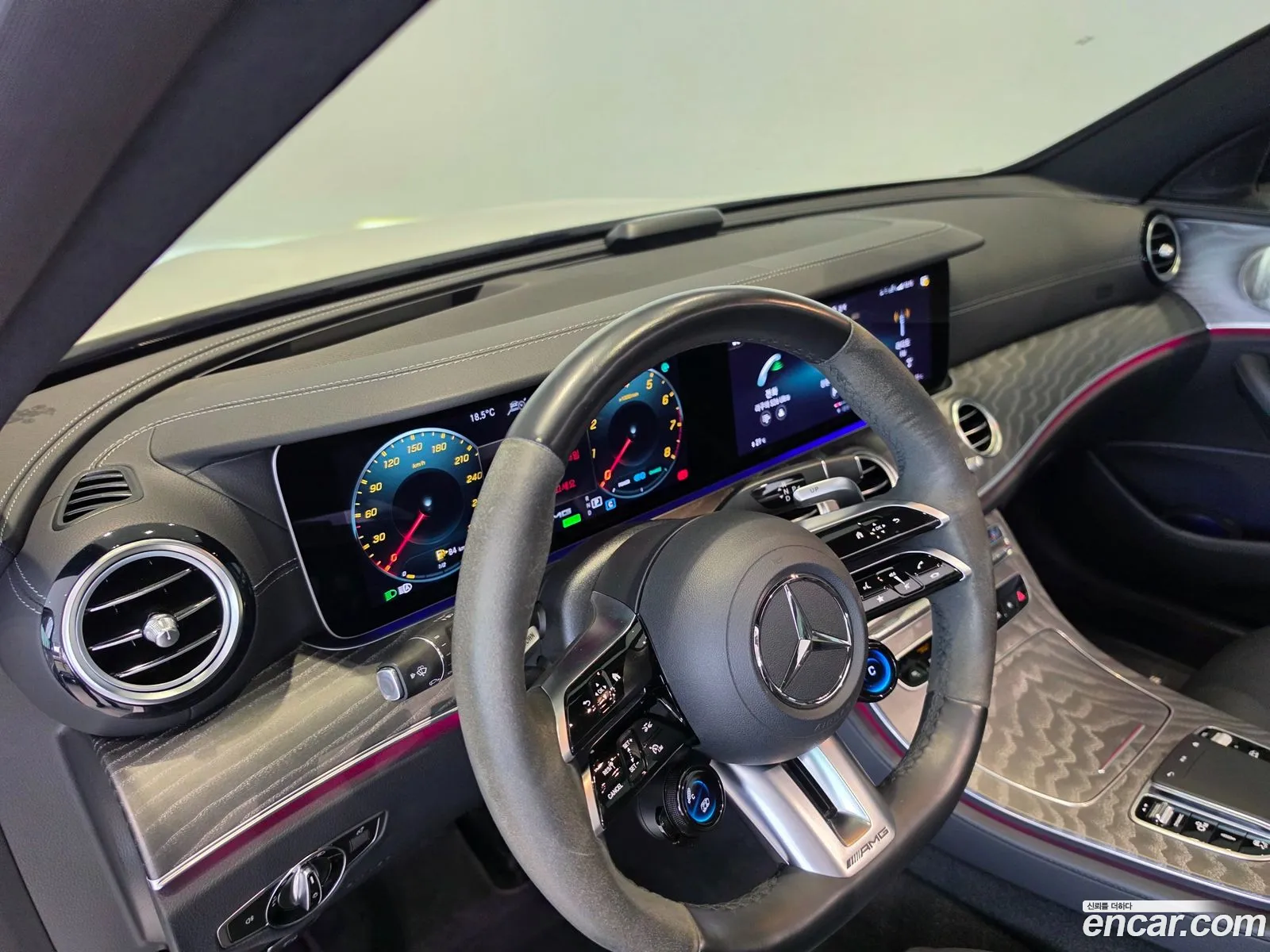 Mercedes-Benz E-Class W213 2023 — 15