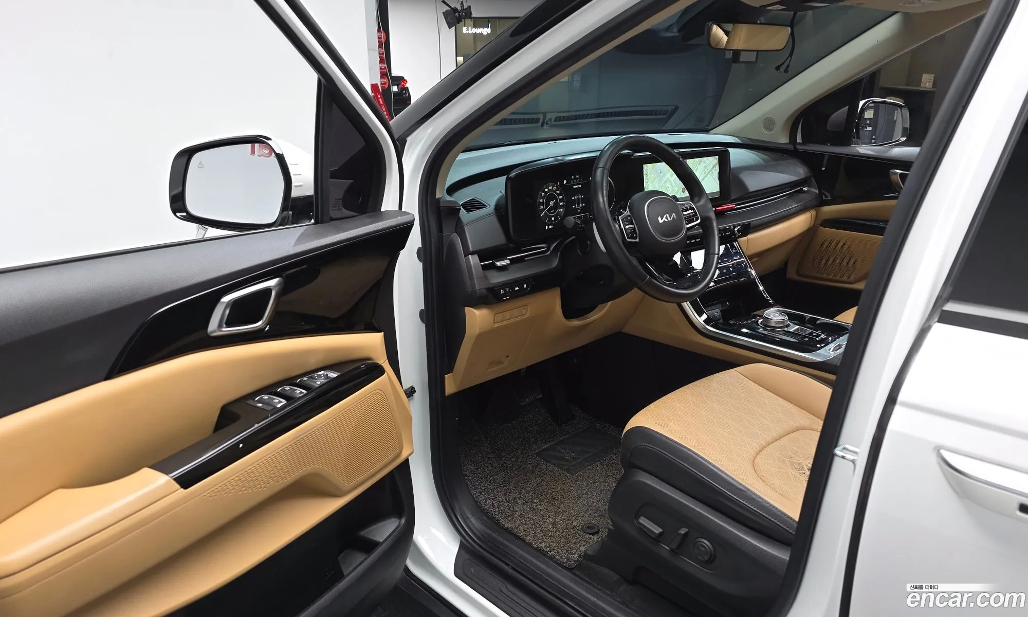 Kia Carnival 2021 — 16
