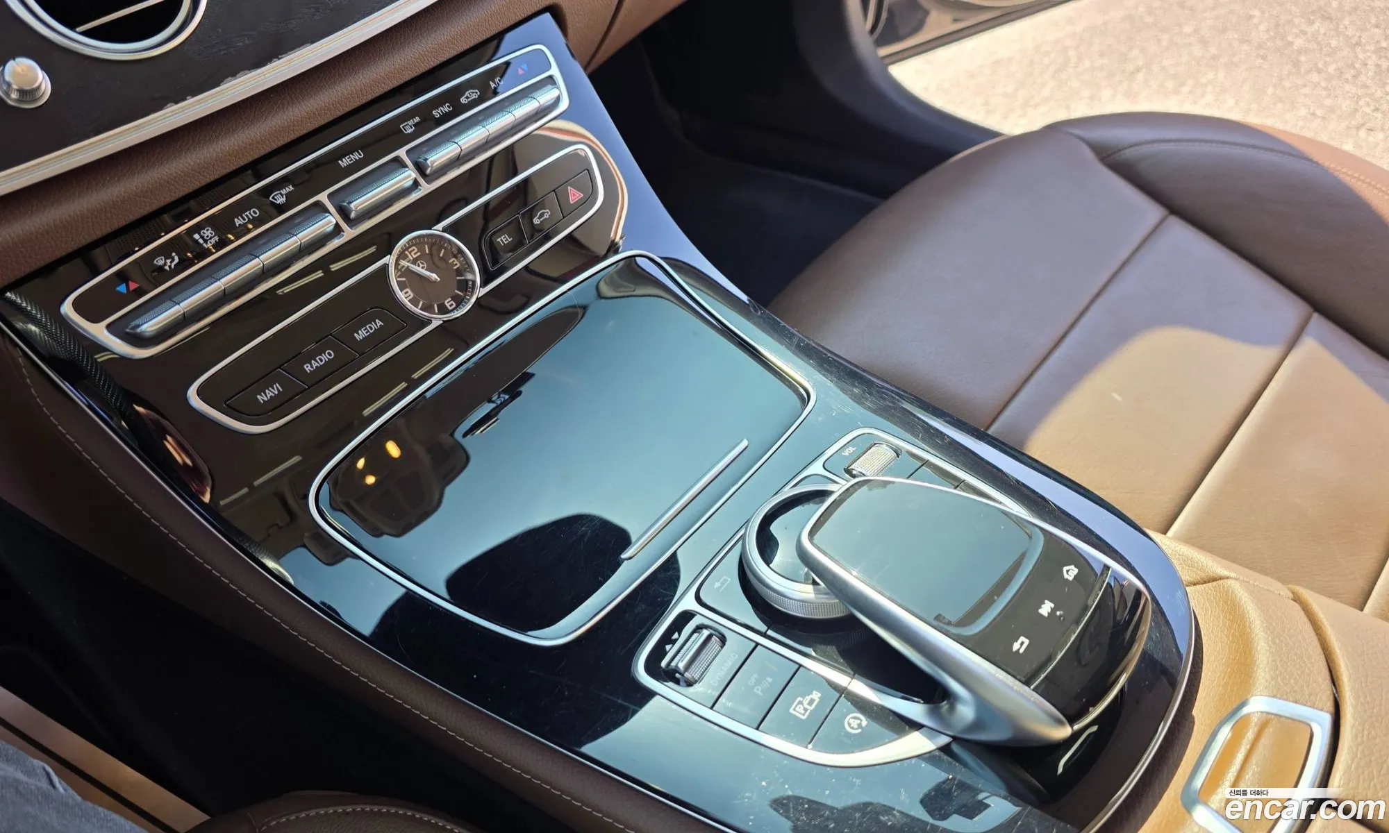 Mercedes-Benz E-Class W213 2017 — 18