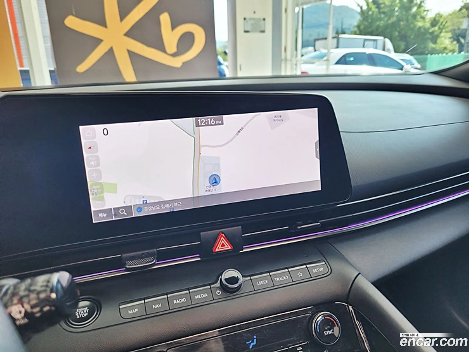 Hyundai Elantra 2021 — 12