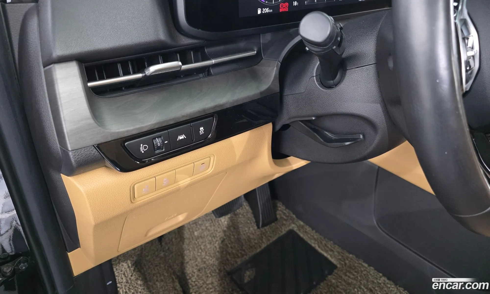Kia Carnival 2021 — 3