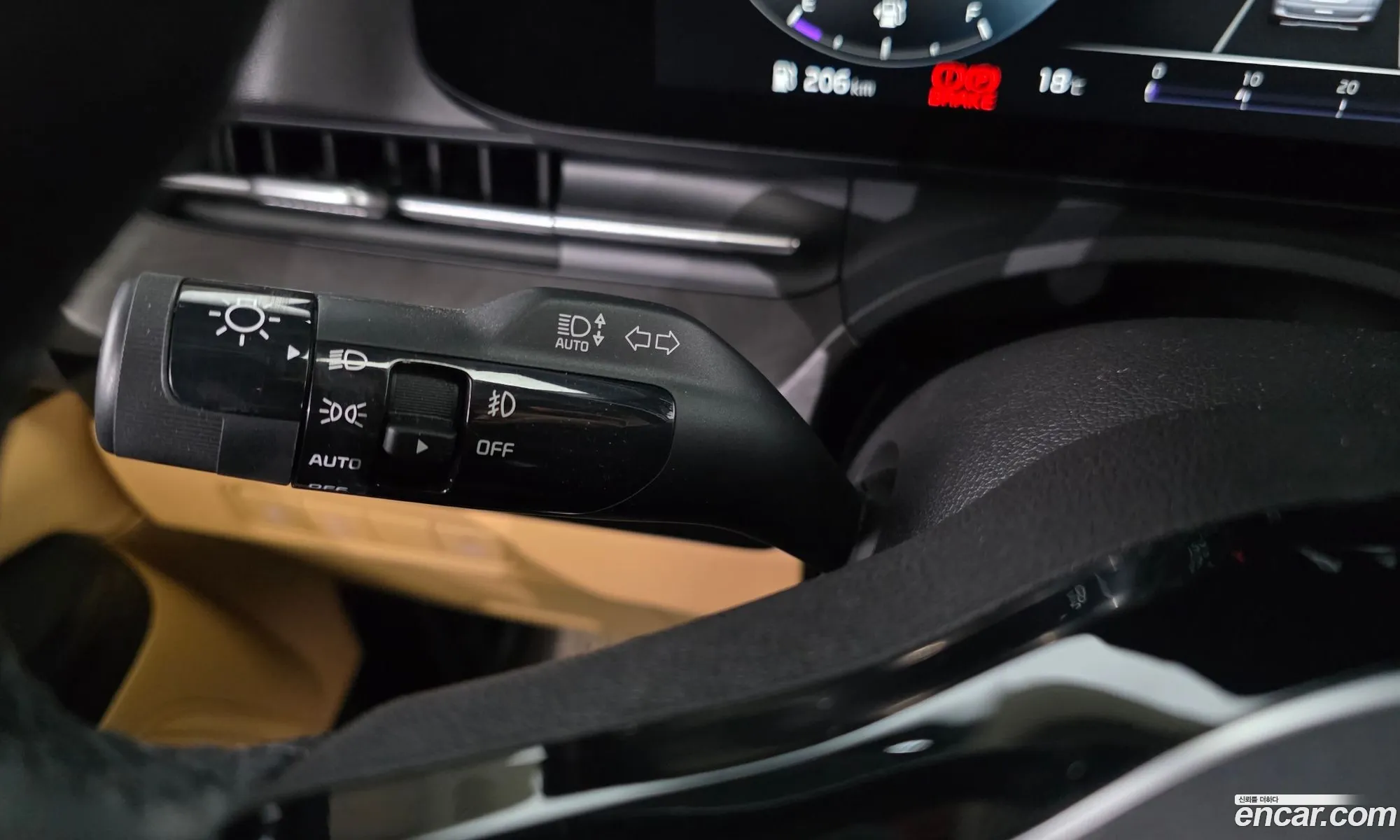 Kia Carnival 2021 — 24