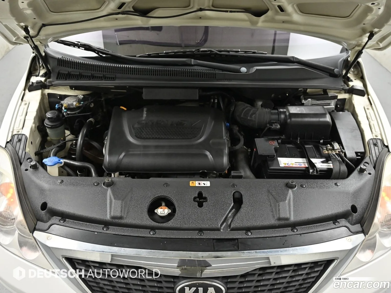 Kia Carnival R 2013 — 9