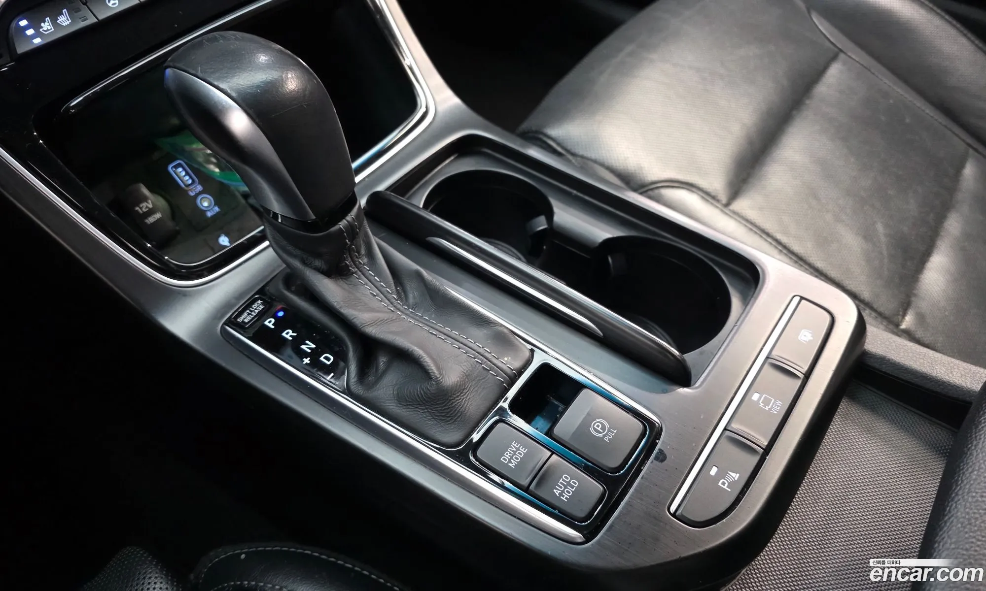 Hyundai Grandeur IG Hybrid 2018 — 19