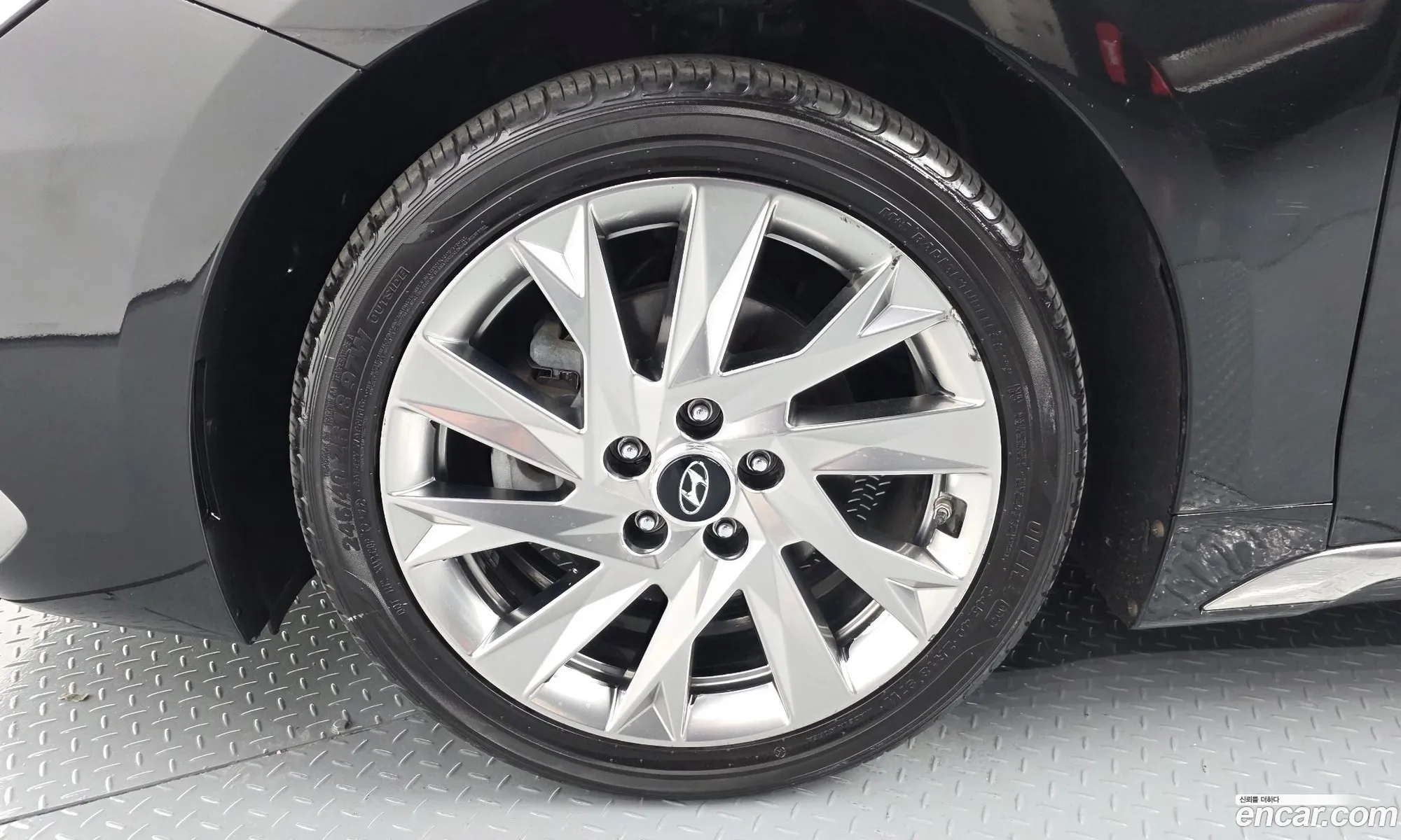 Hyundai Grandeur IG Hybrid 2018 — 10