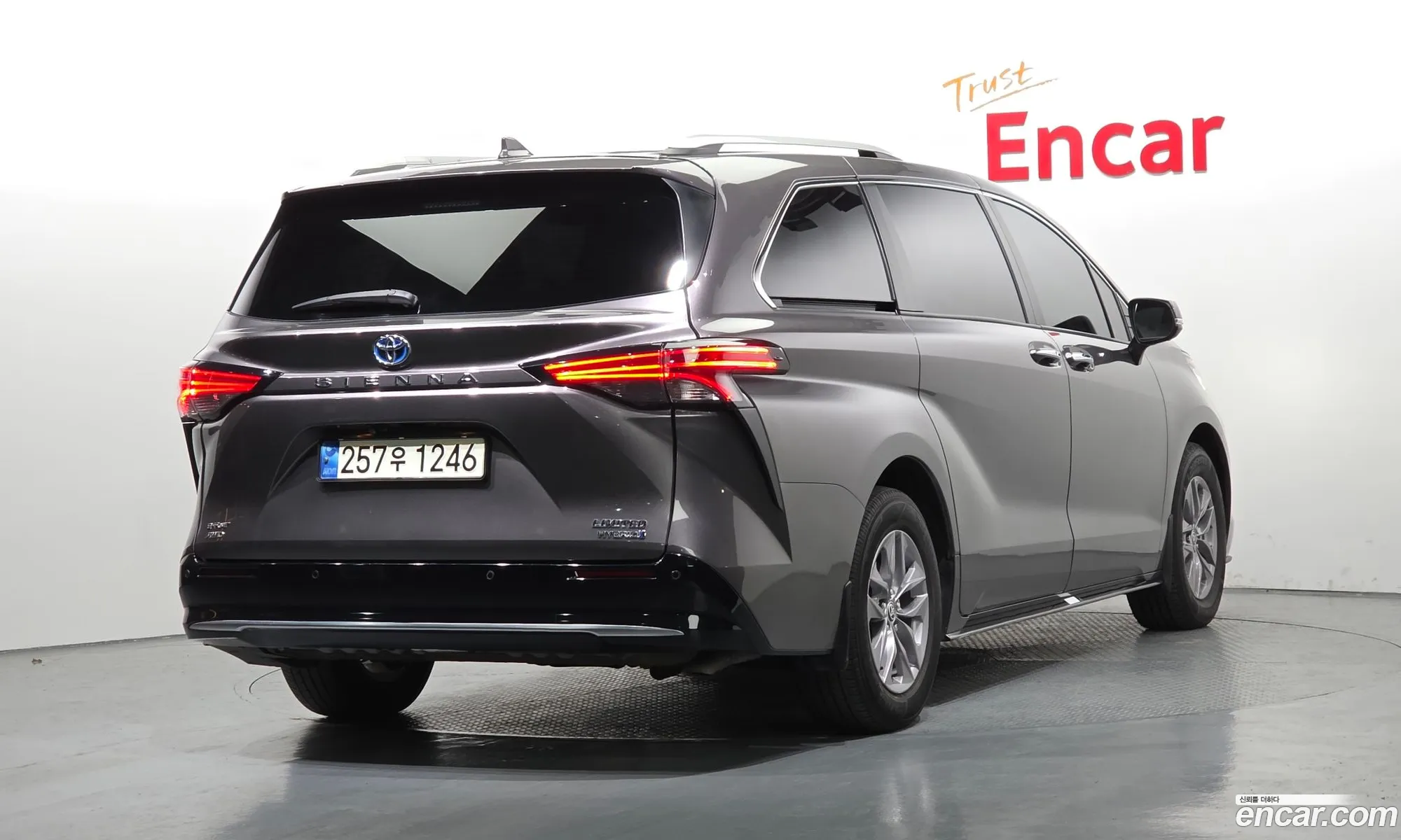 Toyota Sienna 2022 — 11