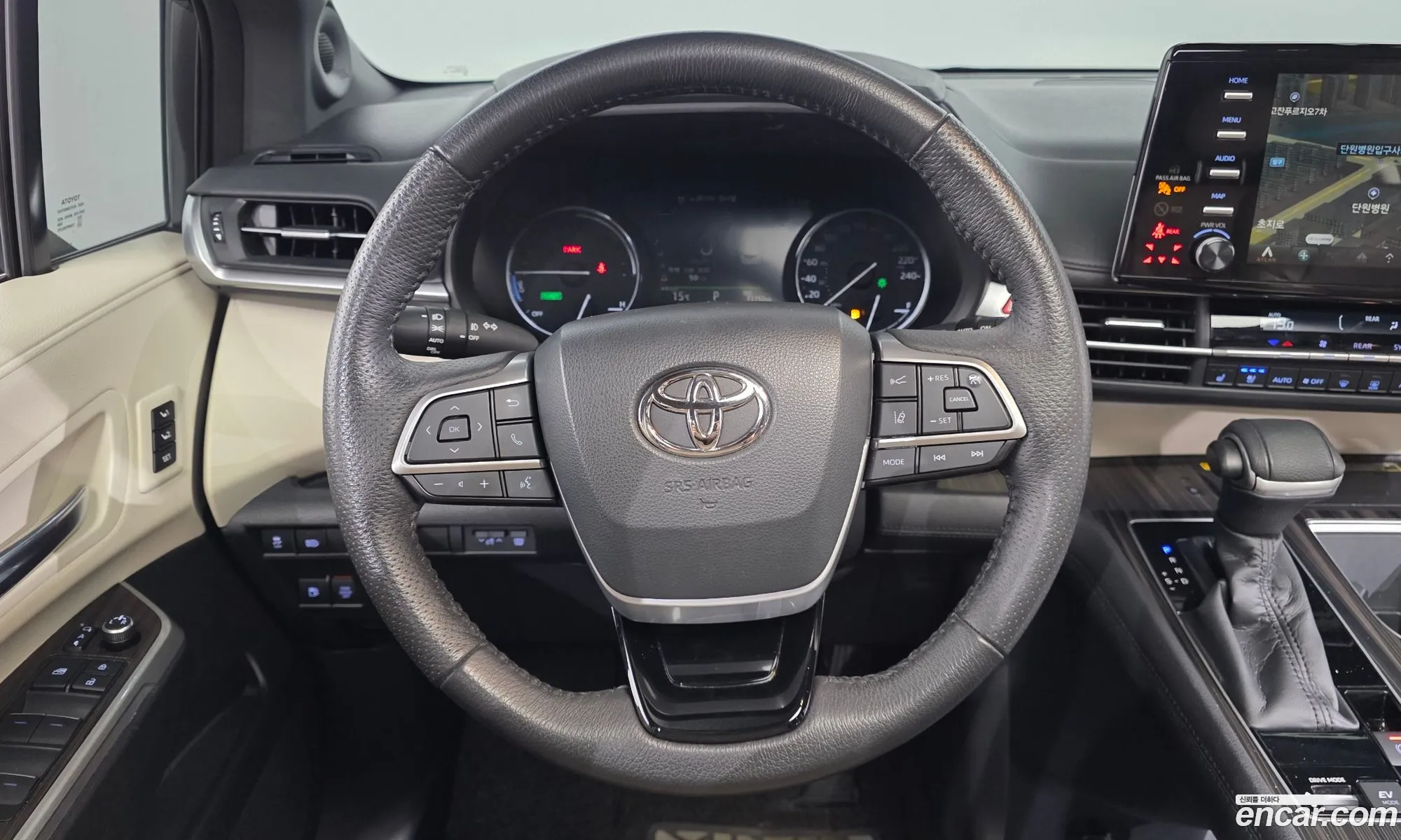 Toyota Sienna 2022 — 19