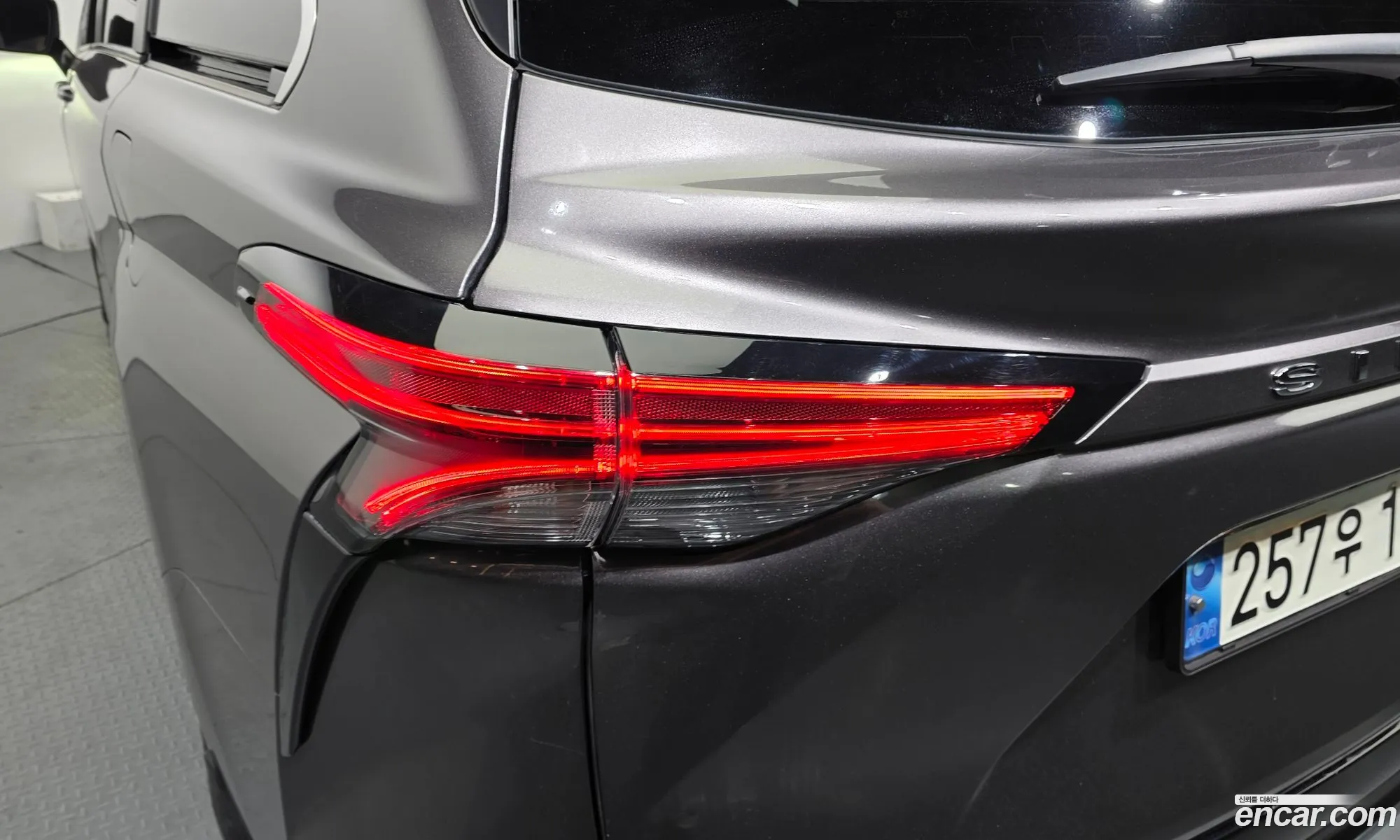 Toyota Sienna 2022 — 25