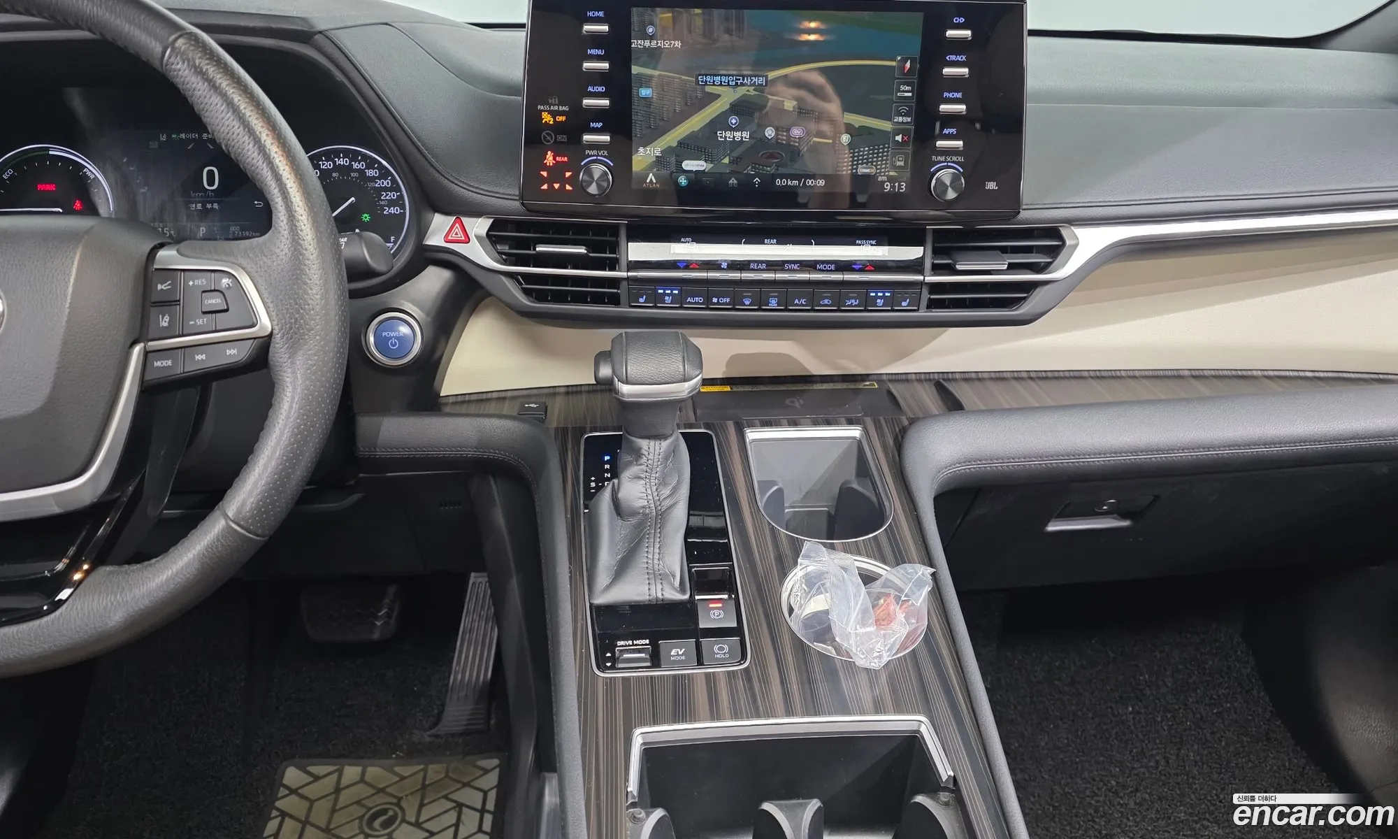 Toyota Sienna 2022 — 27
