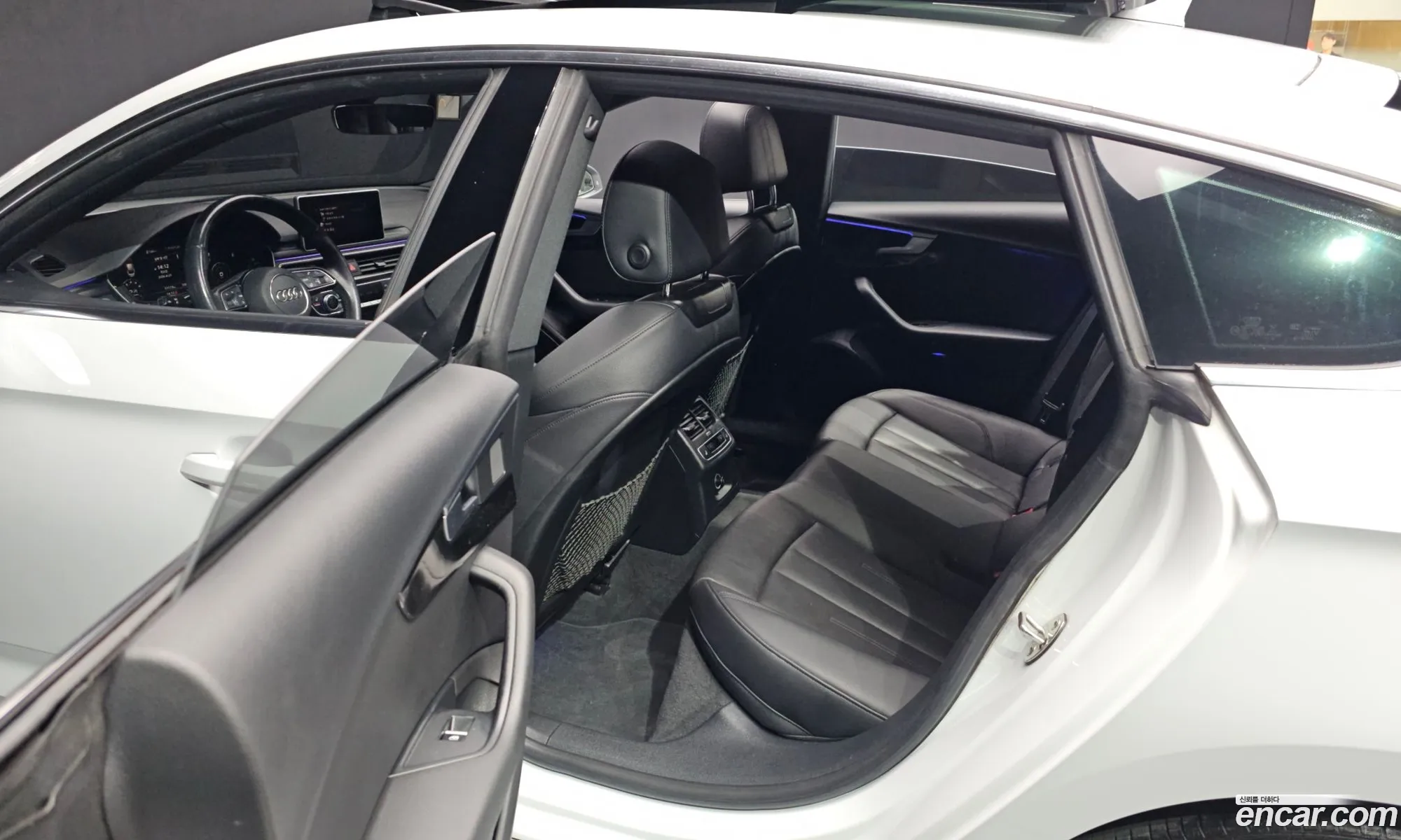 Audi A5 2019 WAUZZZF54KA067988 — 9