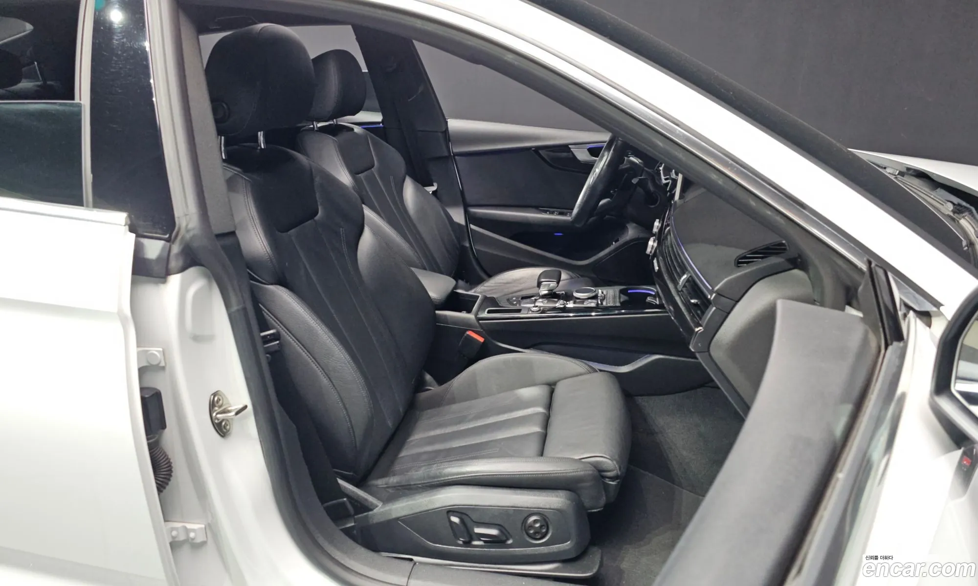 Audi A5 2019 WAUZZZF54KA067988 — 11