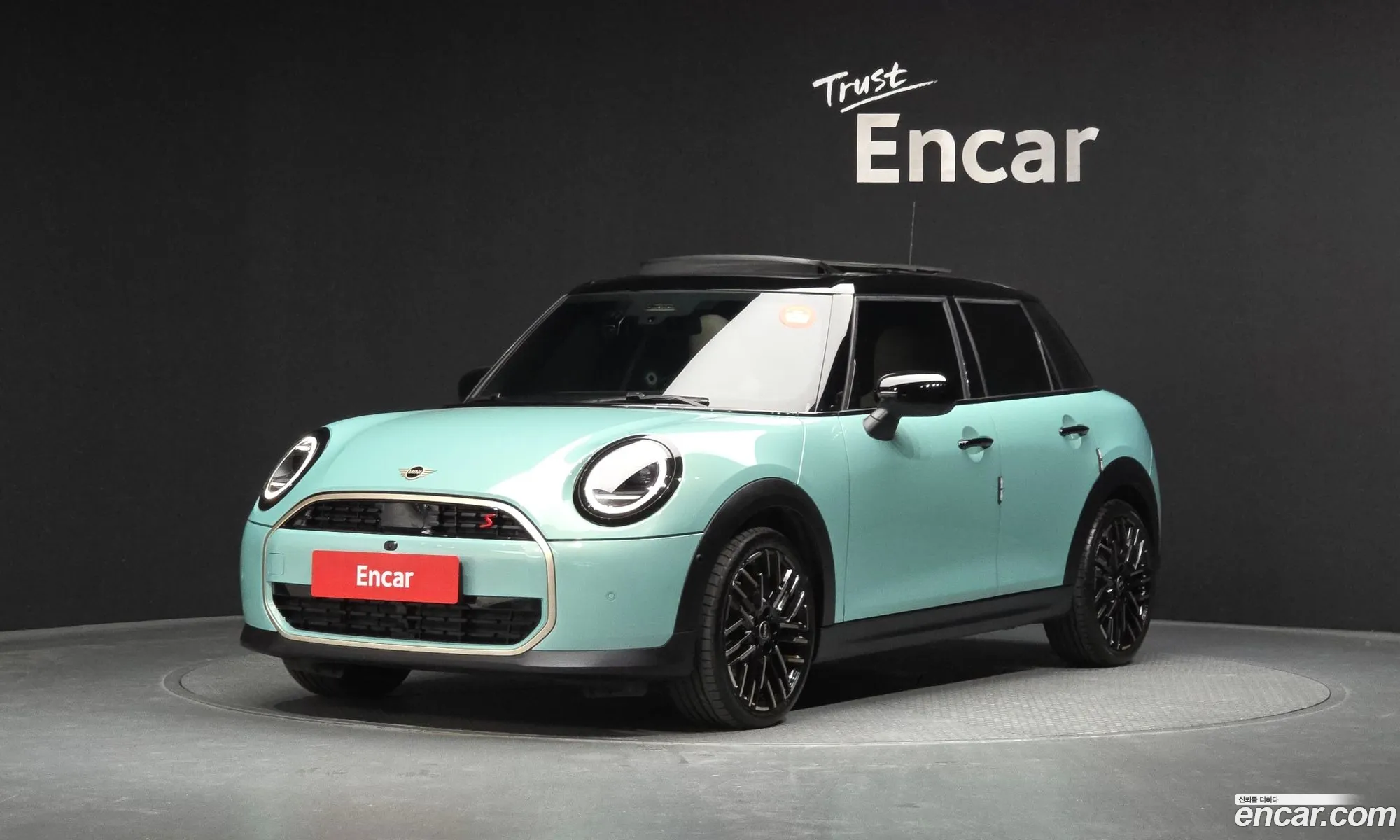 Mini Cooper S 2024 WMW51GD07S2W38708 — 3