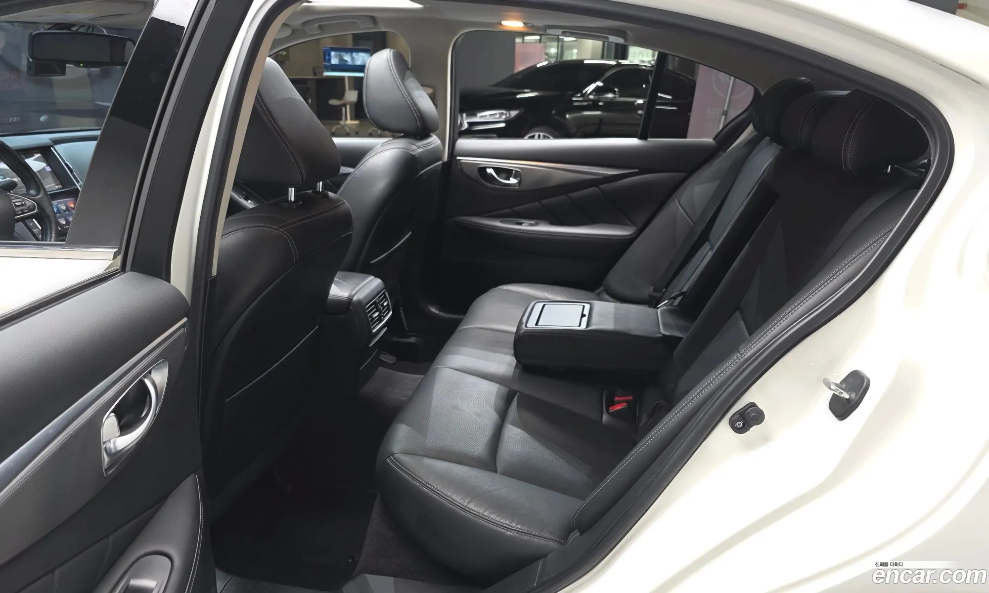 Infiniti Q50 2015 JNKDV71E2GM550355 — 7