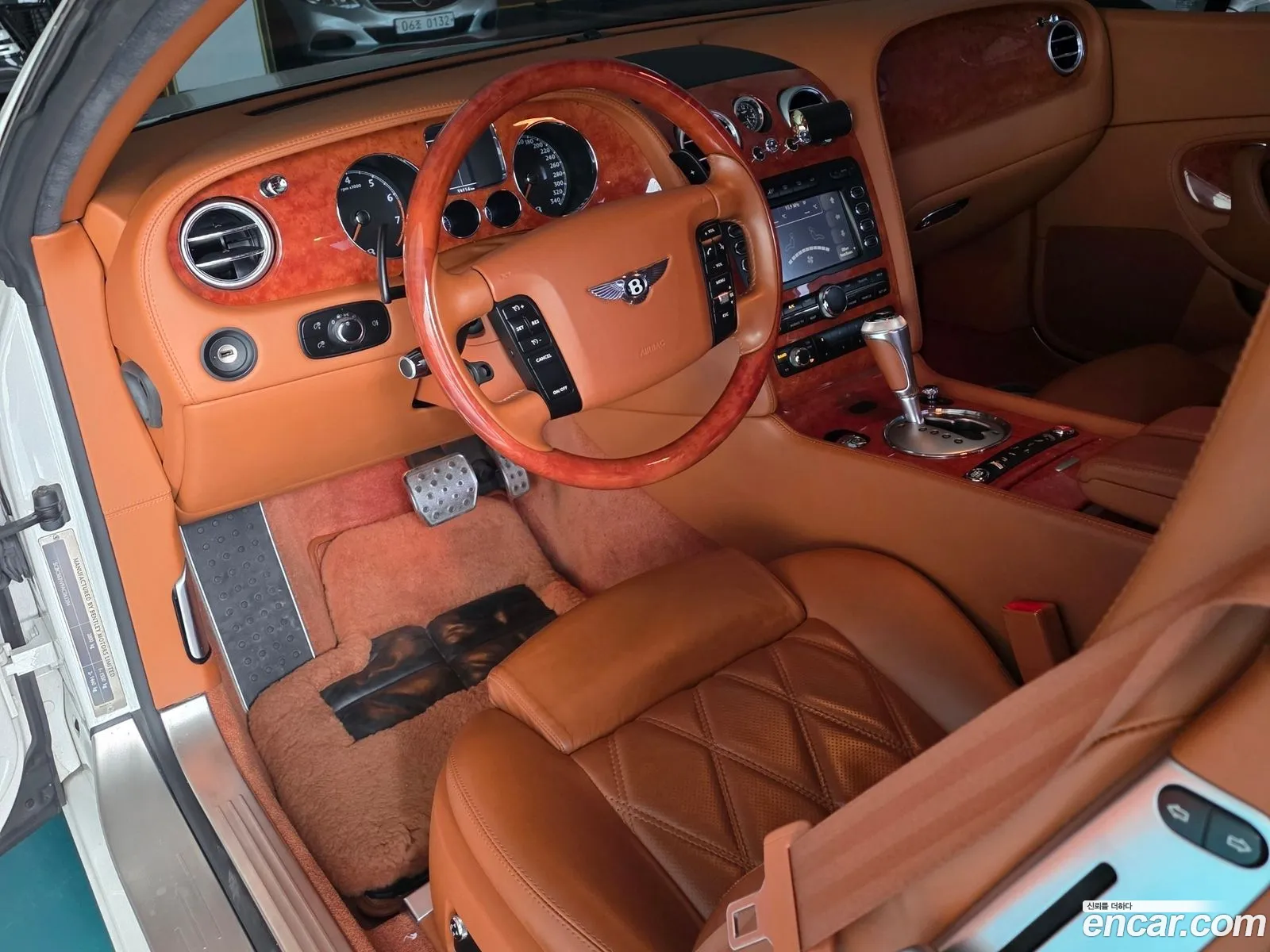 Bentley Continental GT 2009 — 10