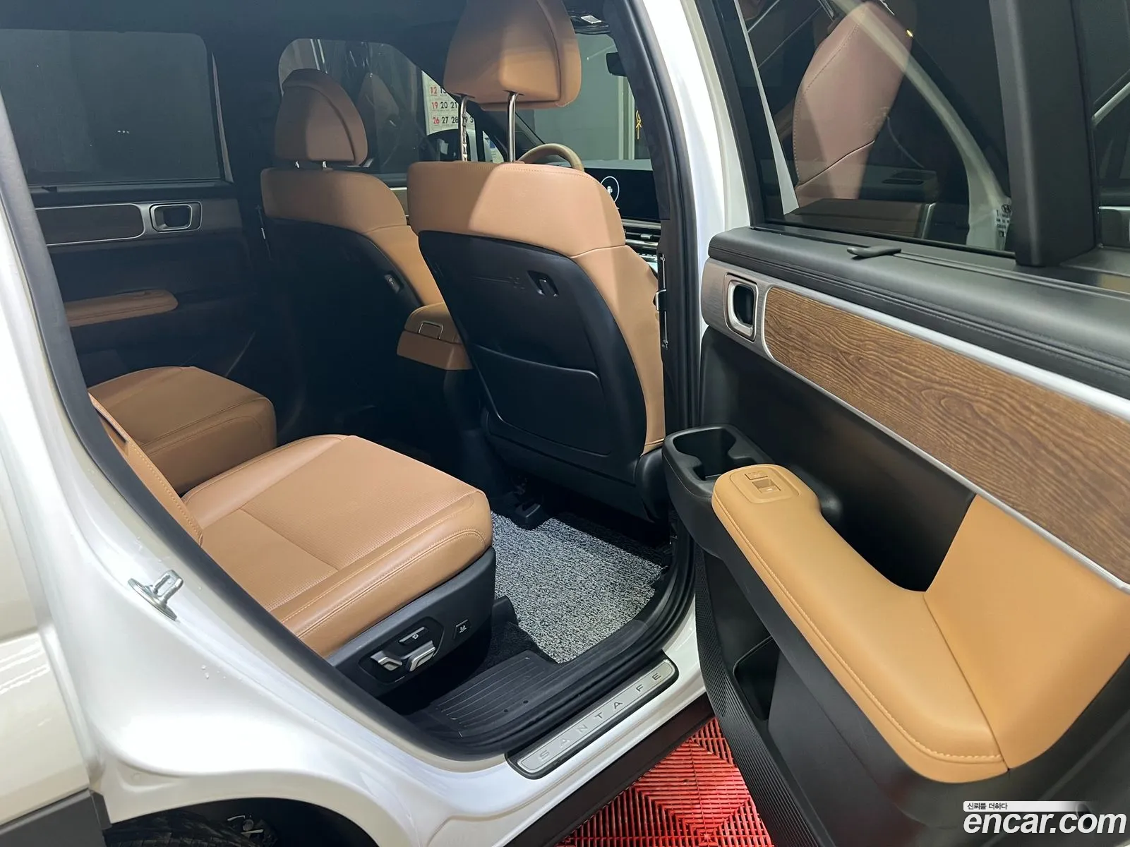 Hyundai Santa Fe 2023 — 12