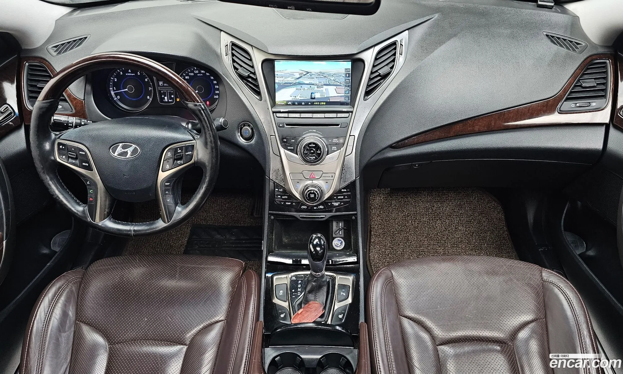 Hyundai Grandeur HG 2012 — 10
