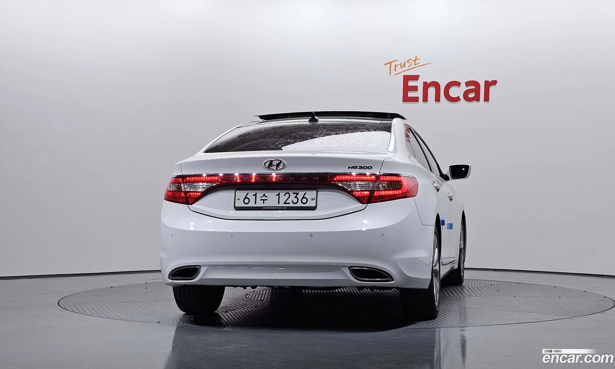 Hyundai Grandeur HG 2012 — 28