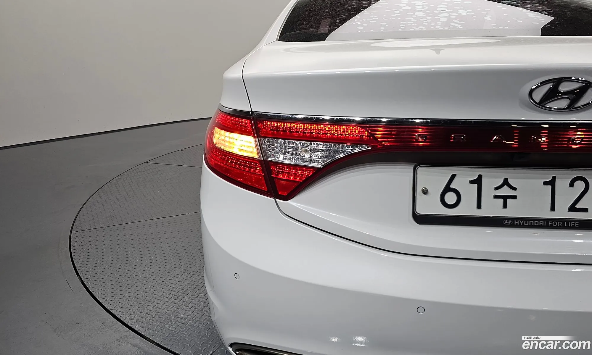 Hyundai Grandeur HG 2012 — 26