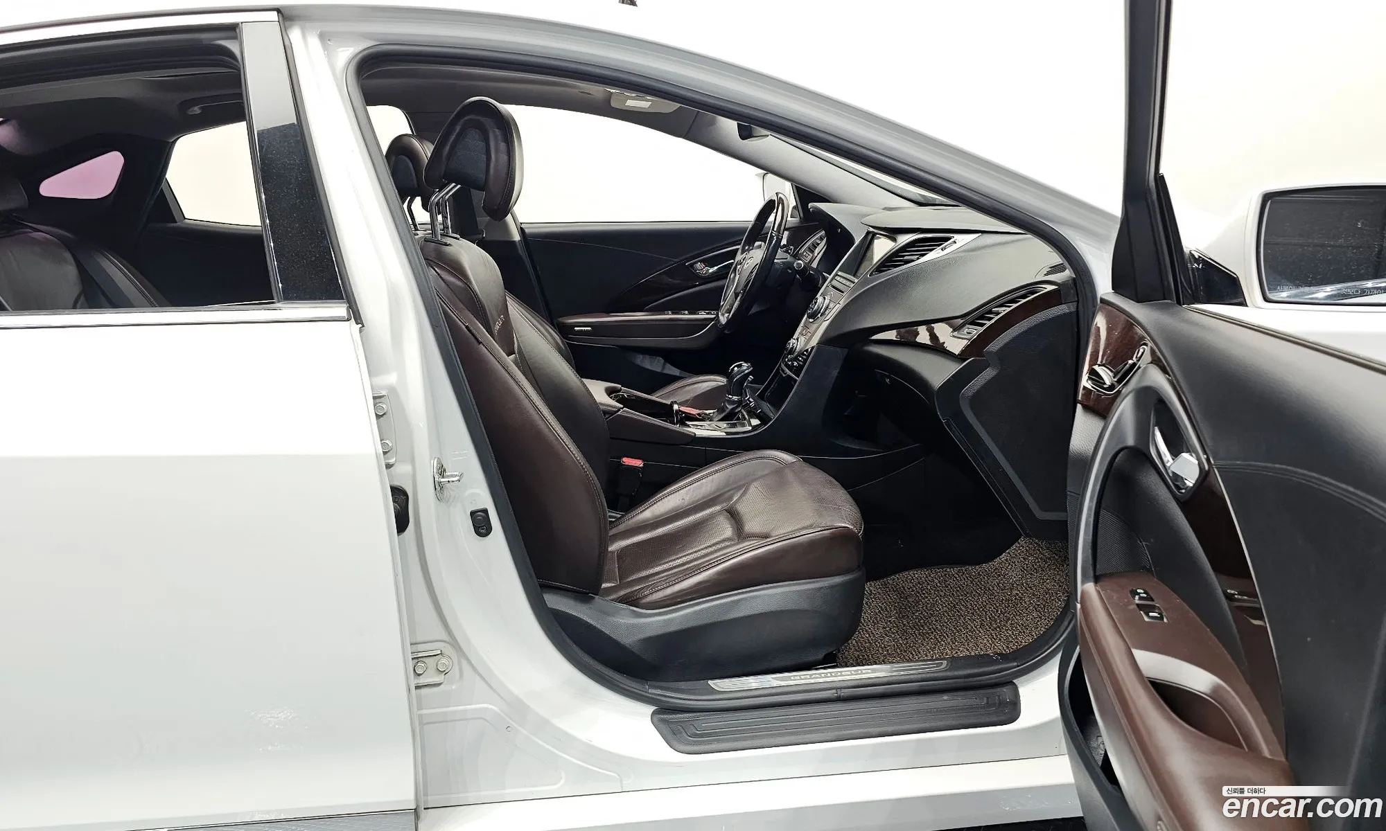 Hyundai Grandeur HG 2012 — 4