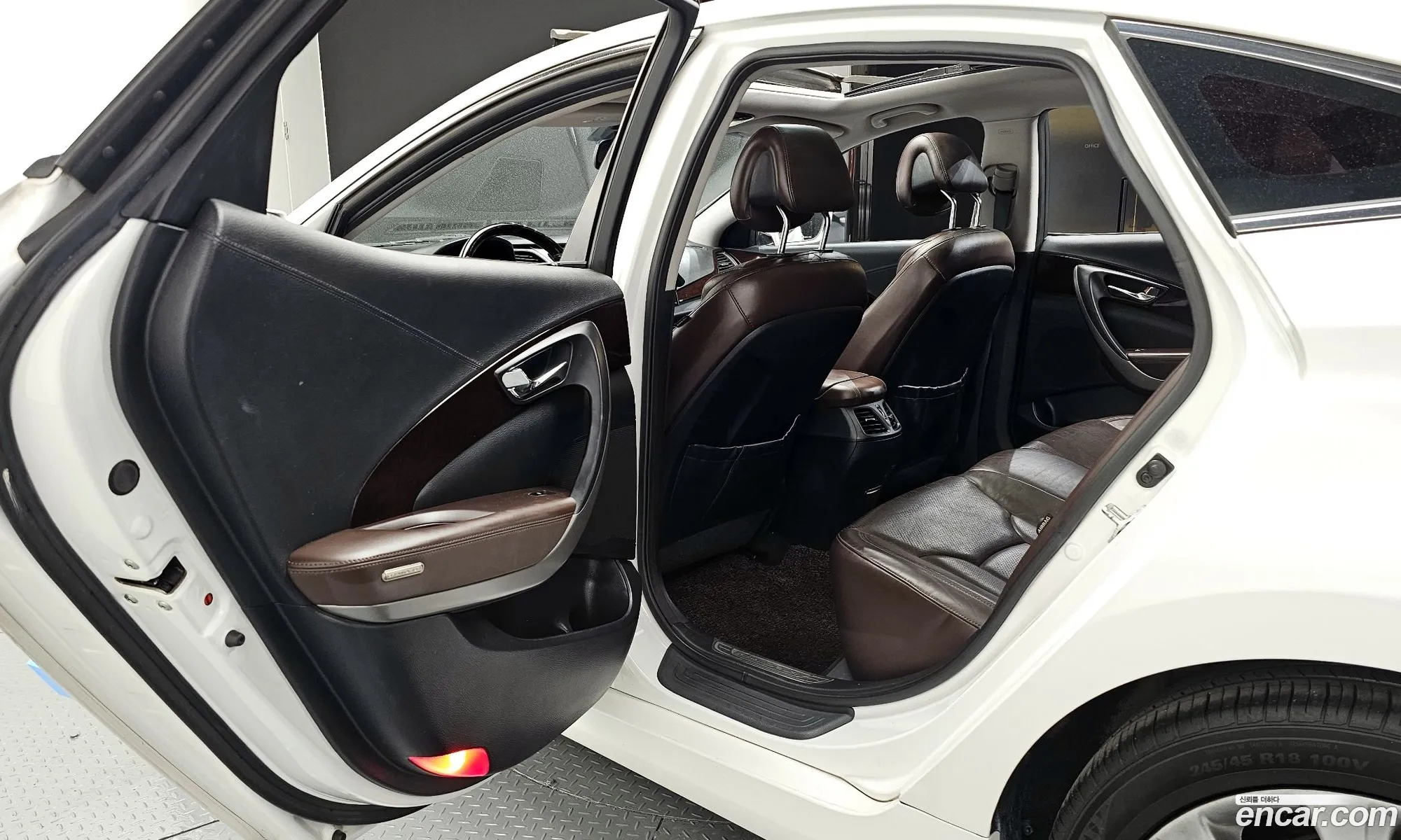 Hyundai Grandeur HG 2012 — 22