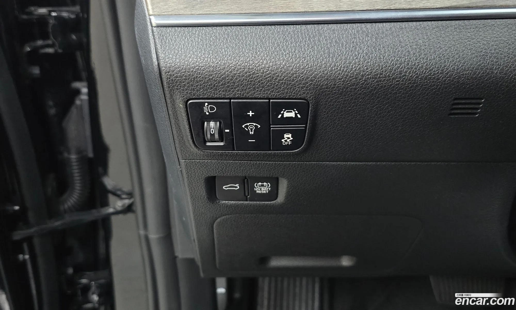 Kia K5 Hybrid 2021 — 17