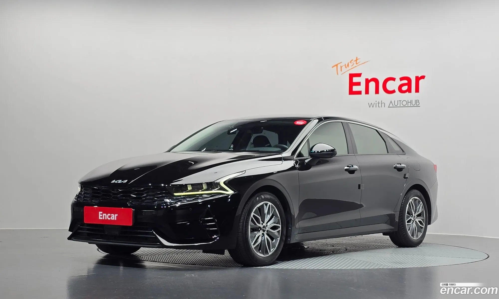 Kia K5 Hybrid 2021 — 24