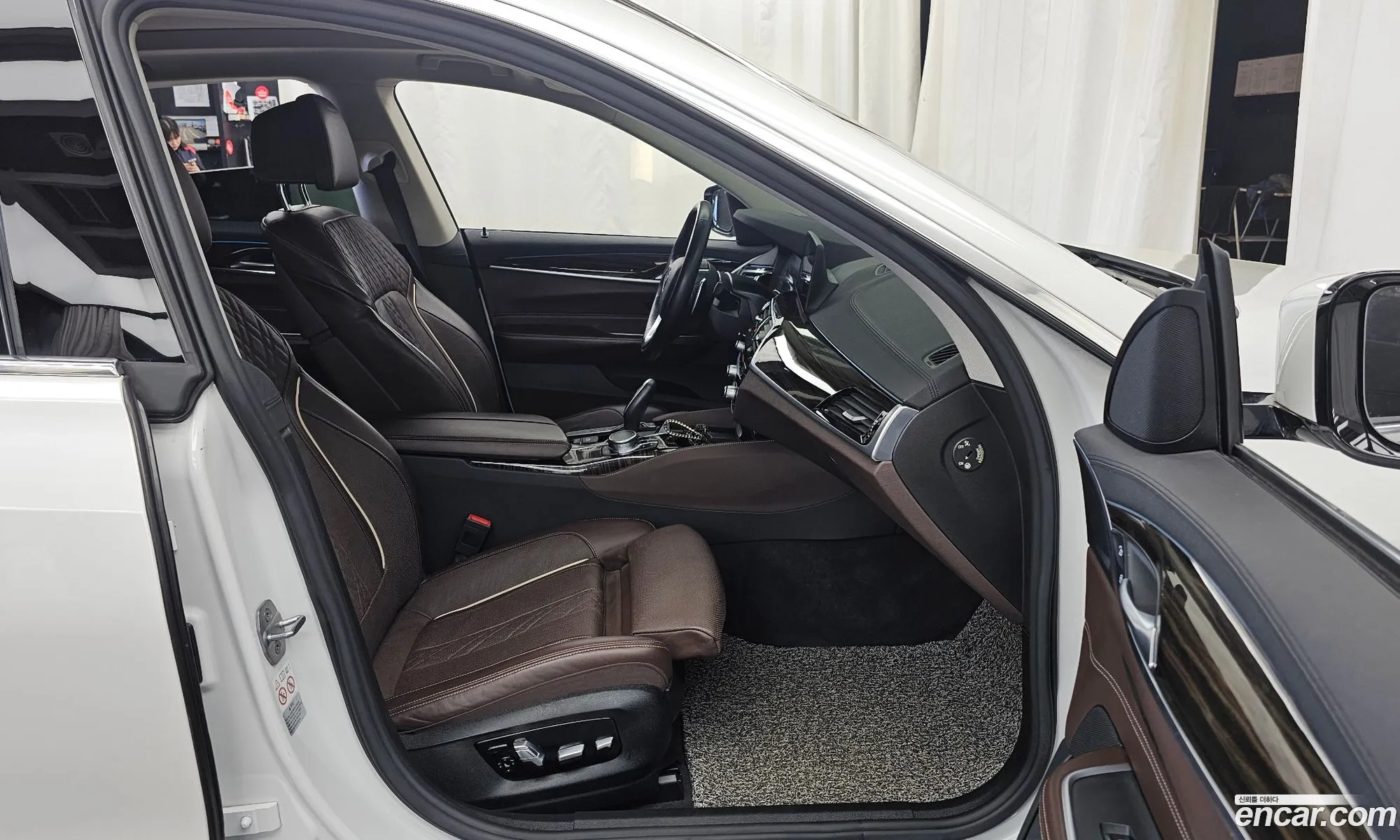 BMW 6 Series GT 2019 — 27