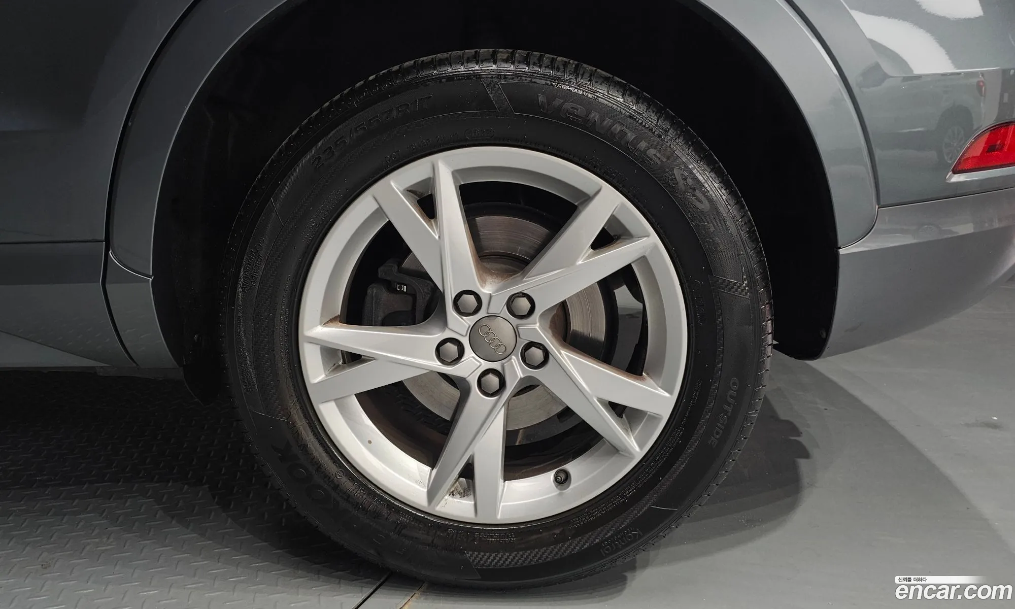 Audi Q3 2015 WAUZZZ8U8FR029739 — 10