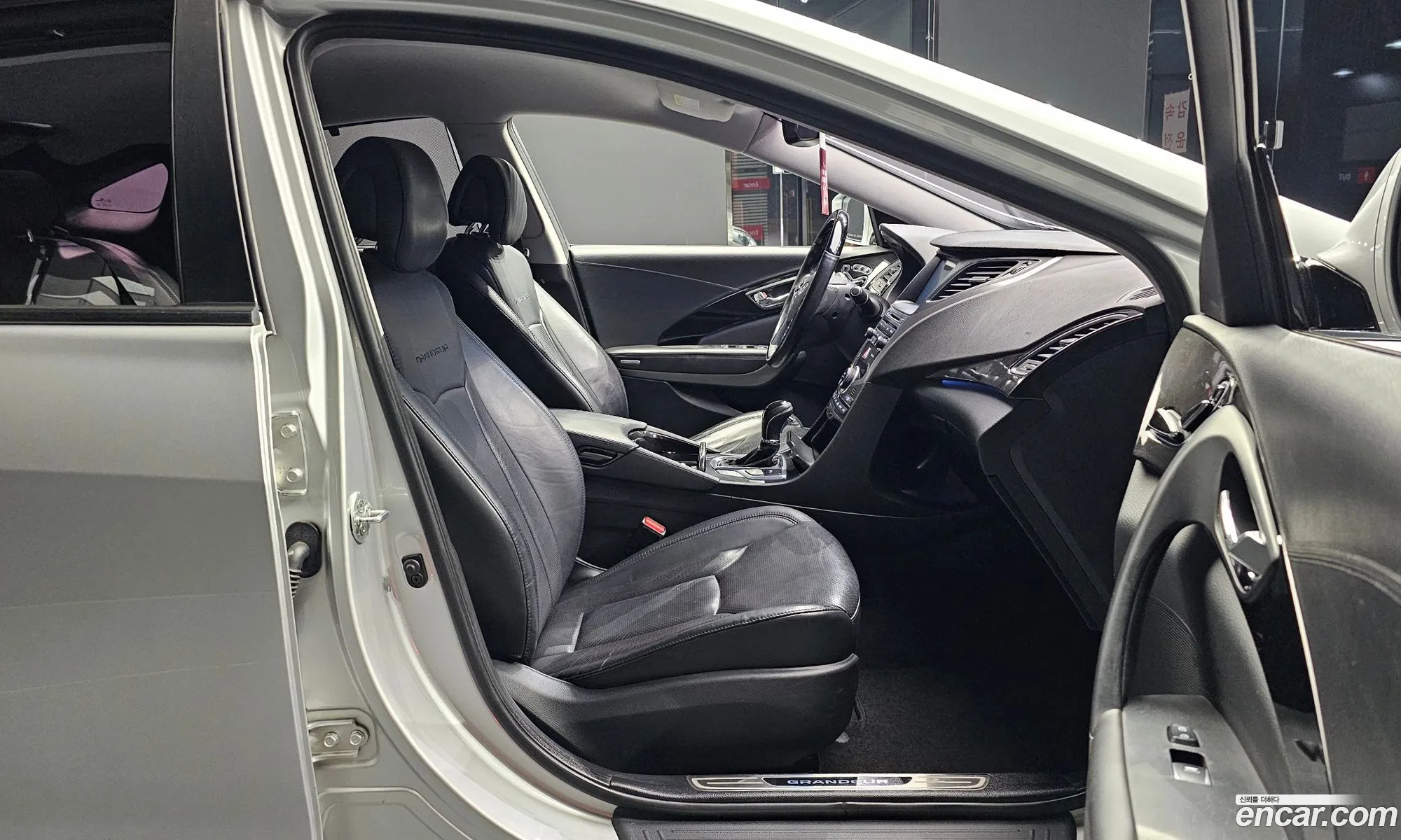 Hyundai Grandeur HG 2015 — 12