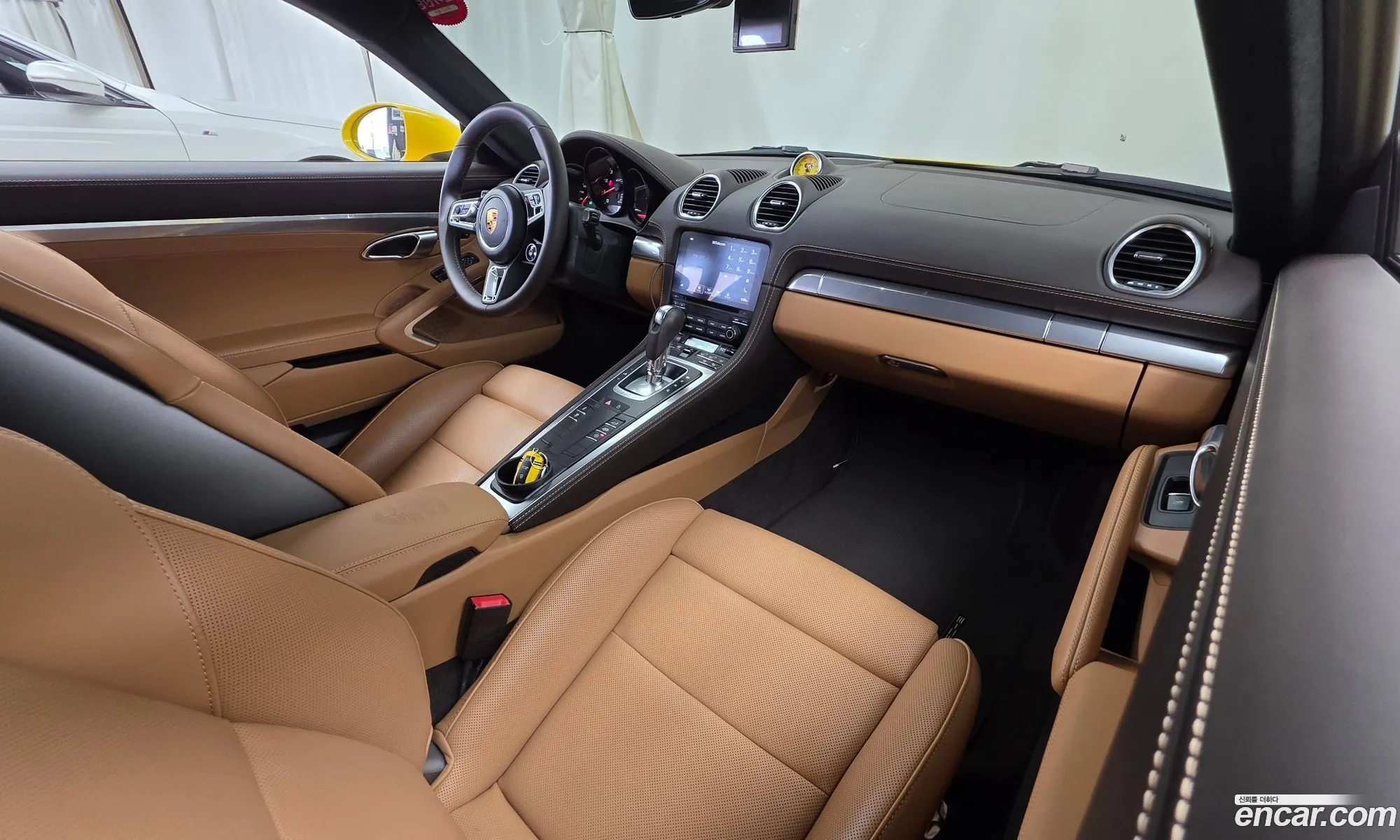 Porsche 718 Cayman 2021 — 5